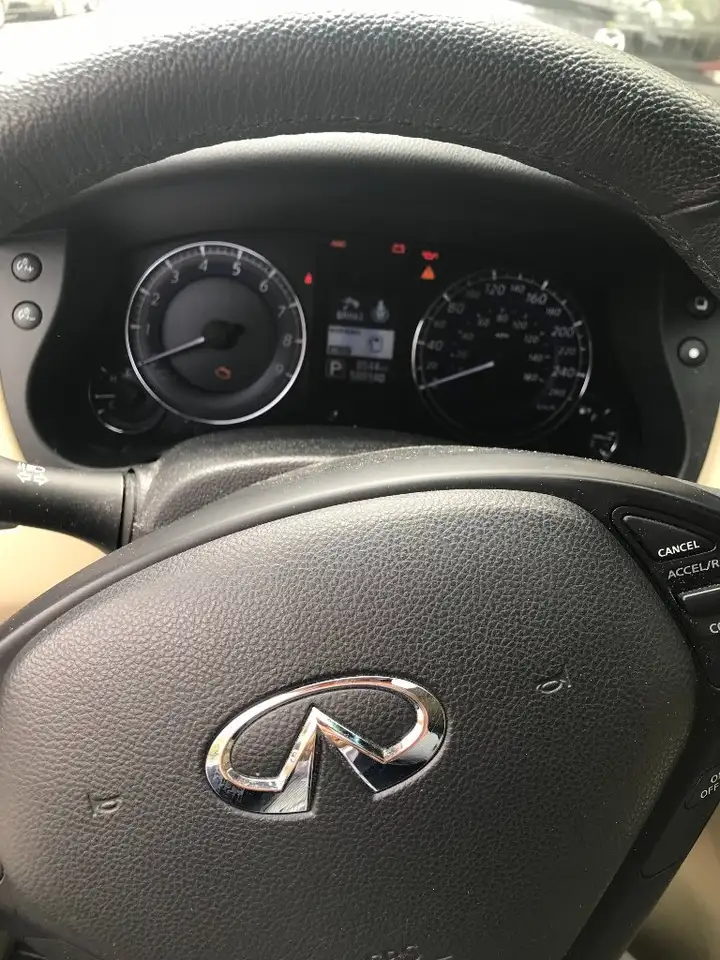 Infiniti QX50 fotografie Infiniti QX50