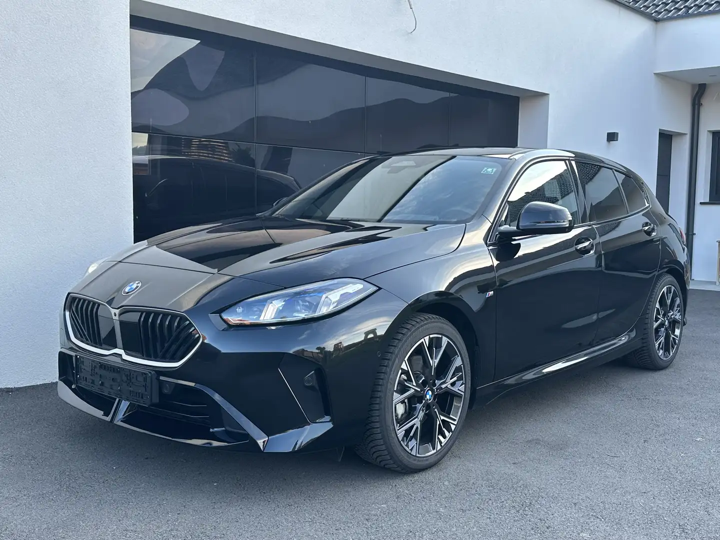 BMW 120 BMW 120d M-Sport LEASINGfähig AHK A - 1