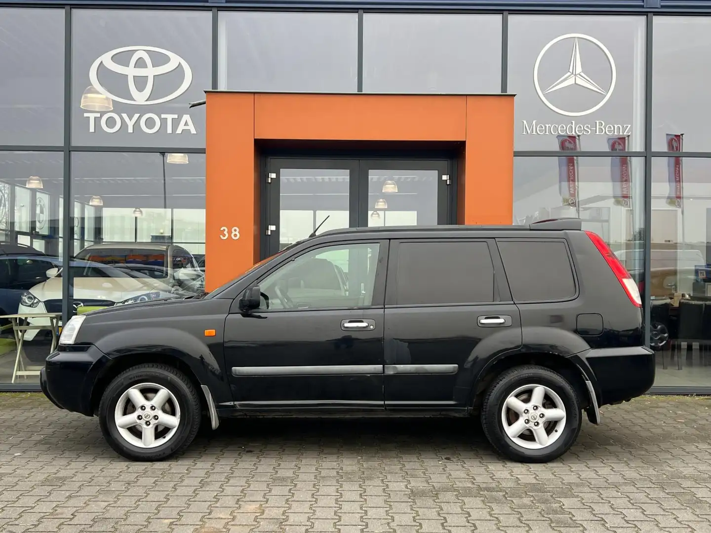 Nissan X-Trail 2.2 dCi Comfort grijs kenteken|Trekhaak|4x4 - 2