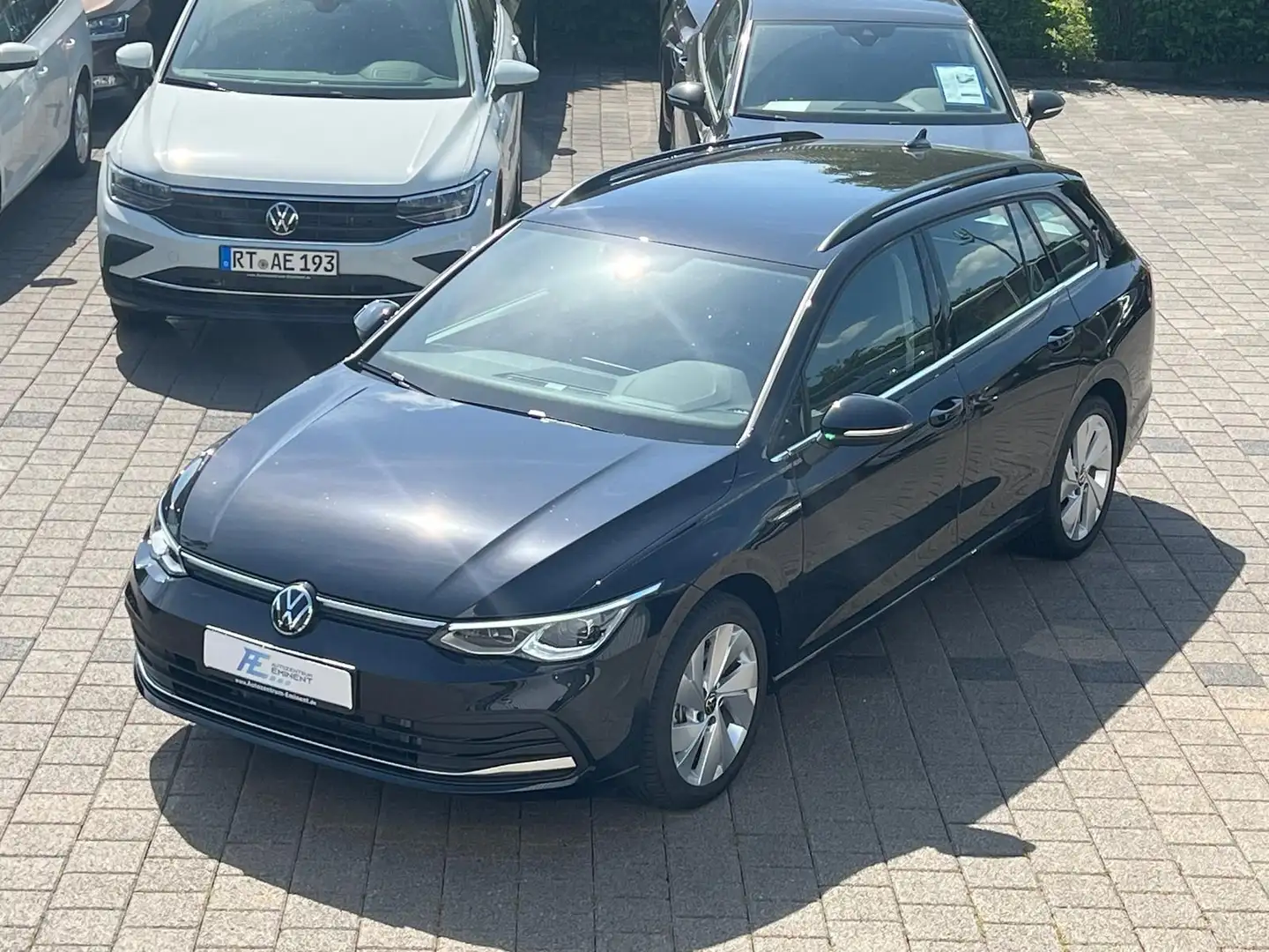 Volkswagen Golf 2.0 TSI Var. DSG Style Navi SHZ LED-S. 17" Schwarz - 2