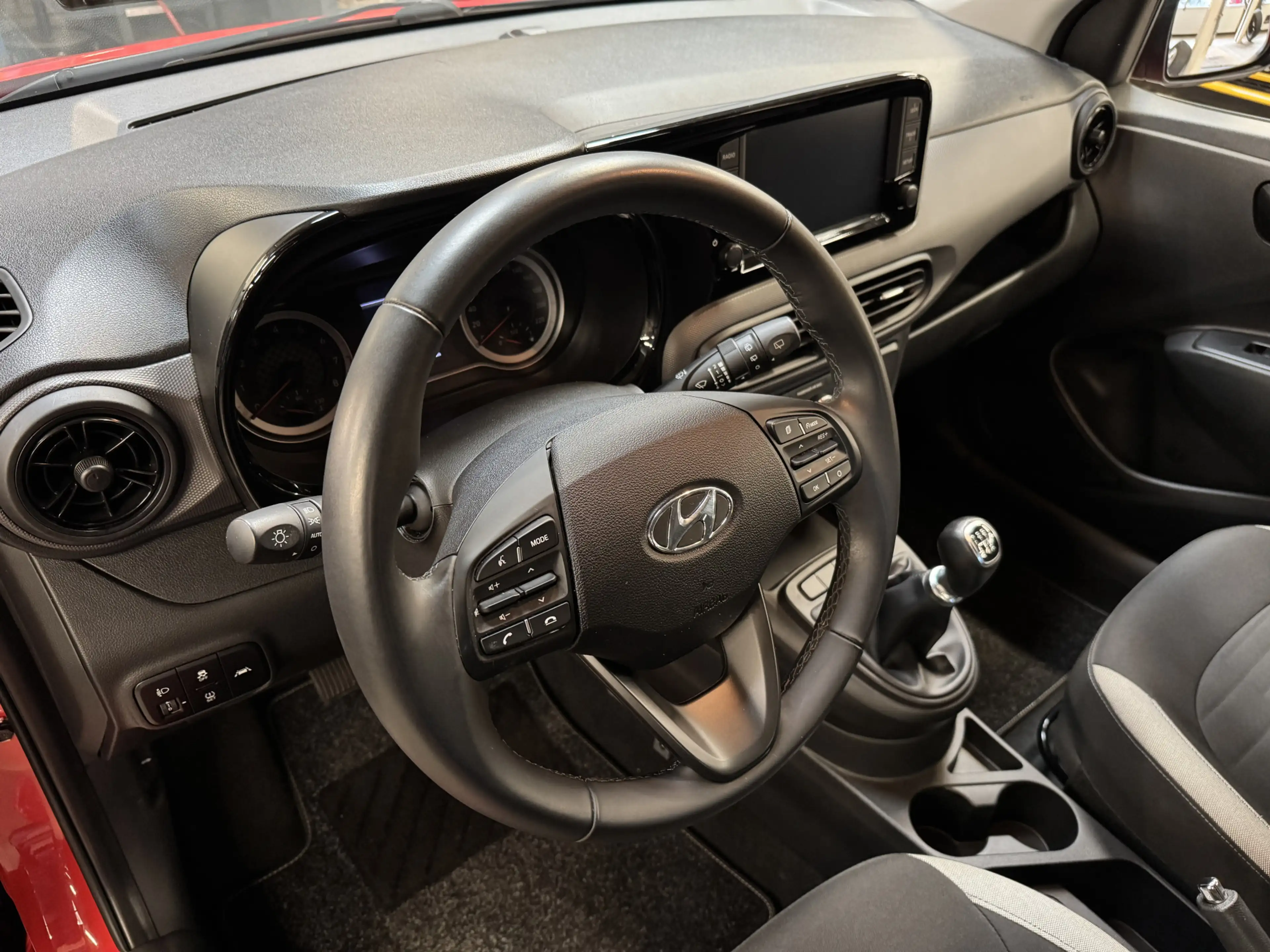Hyundai i10 1.0 Comfort Airco Carplay — photo 3
