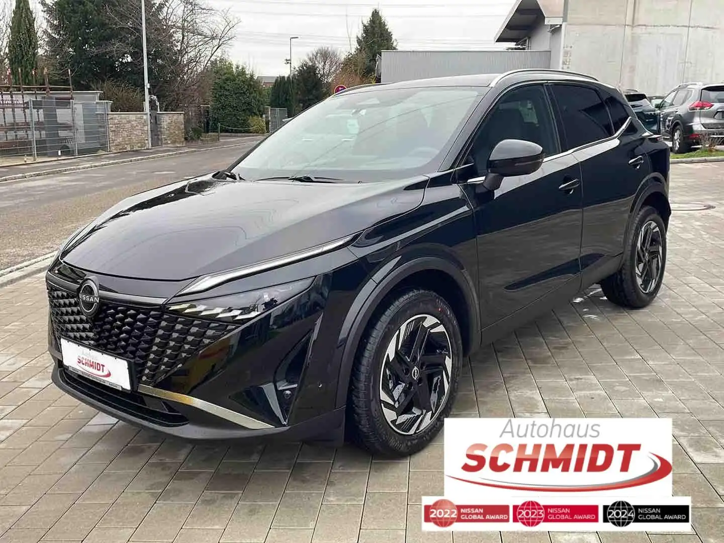 Nissan Qashqai 1.5 ePower 205PS N-Connecta Winter/Komfort Zwart - 1