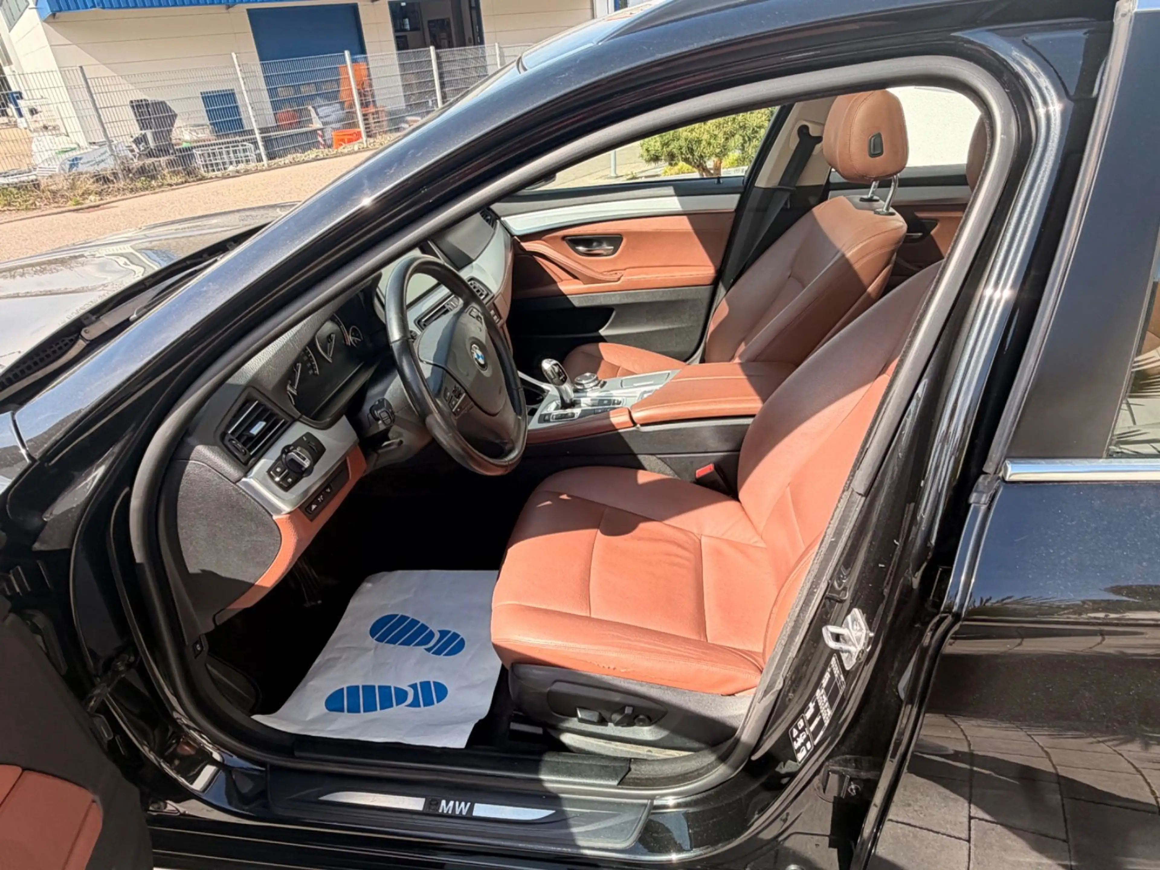 BMW 530 d 5 xDrive F11 Touring/AHK/PANO/Navi — photo 5