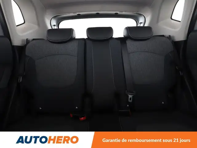 Renault Captur view 15