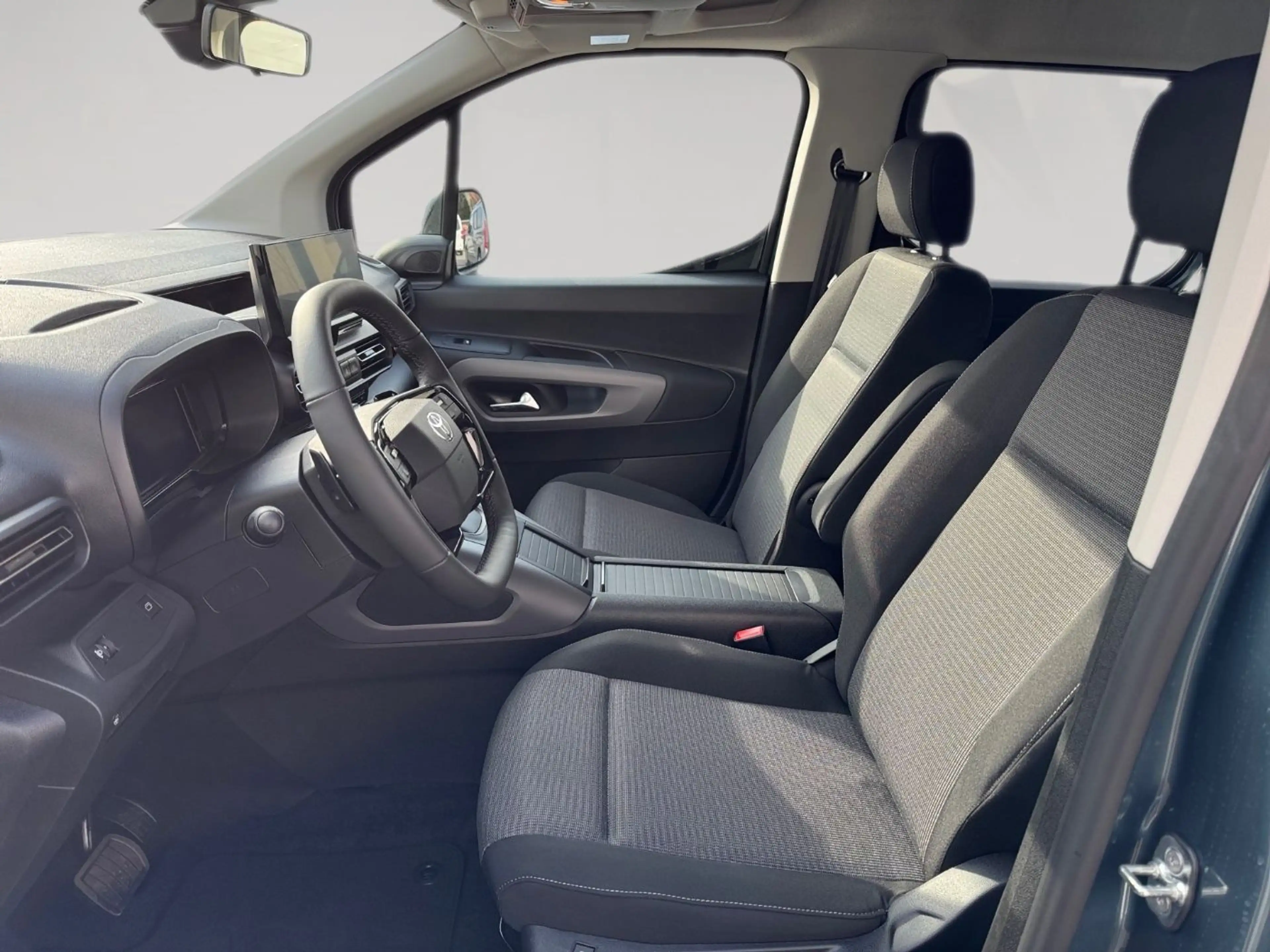 Toyota Proace City Verso L1 5-türig Teamplayer 1.5 D-4D — photo 7