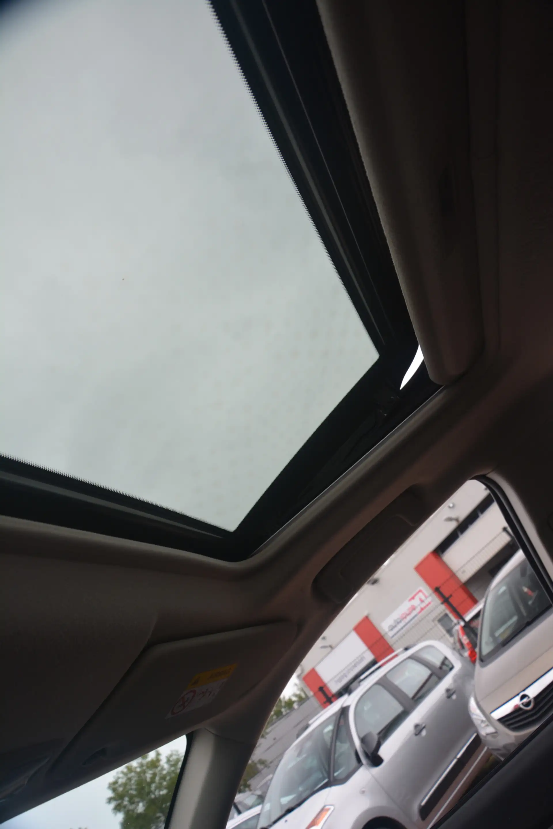 Mitsubishi Outlander 2.0 PHEV Instyle+ | Navigatie | Schuifkantel-dak | — photo 27