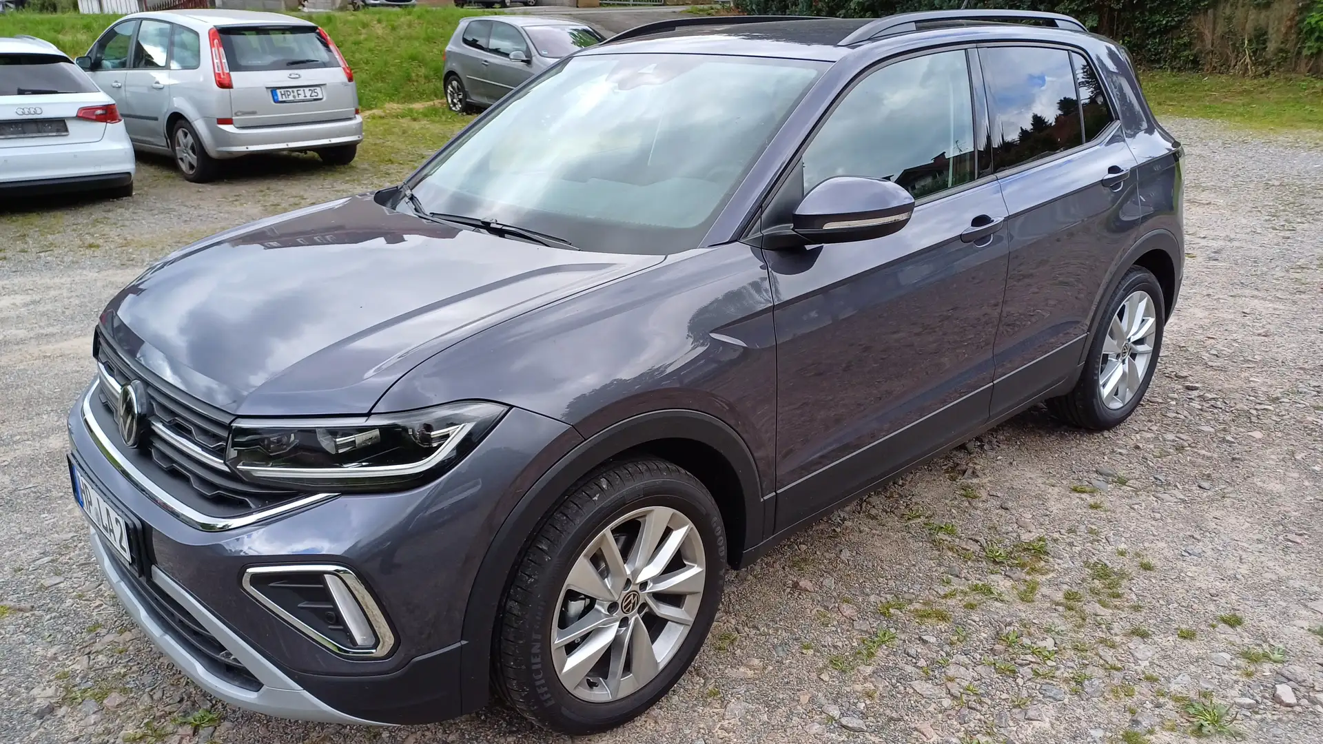 Volkswagen T-Cross 1.0 TSI 85 kW Life Gris - 2
