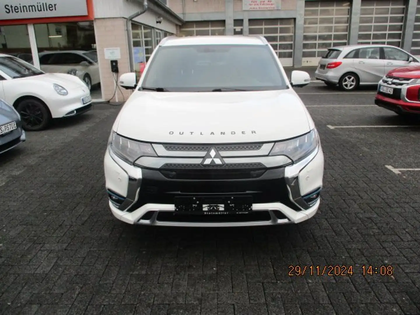 Mitsubishi Outlander 2.4 4WD Plug-In Hybrid Diamant+ Bianco - 2
