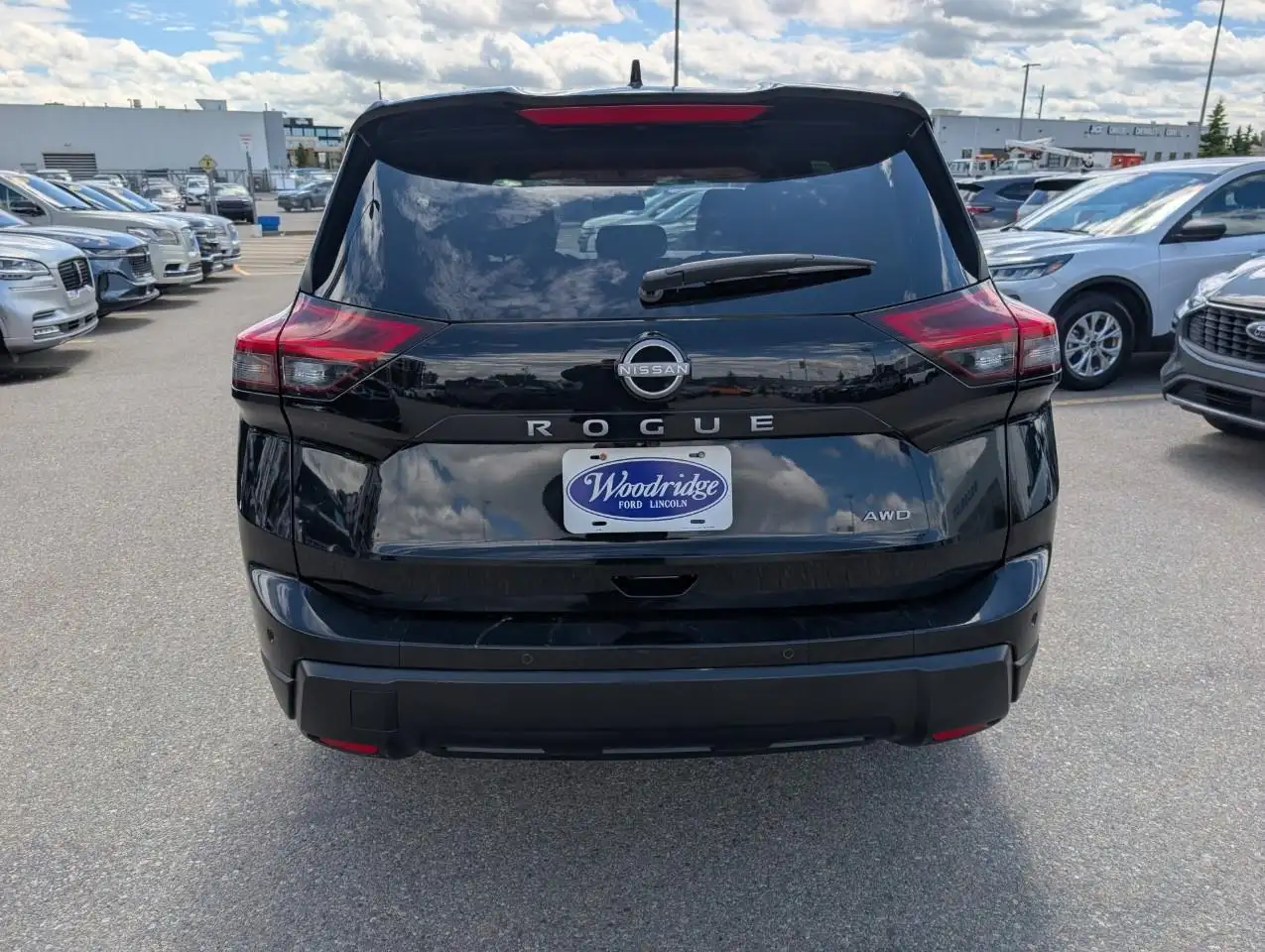 Nissan Rogue photo Nissan Rogue