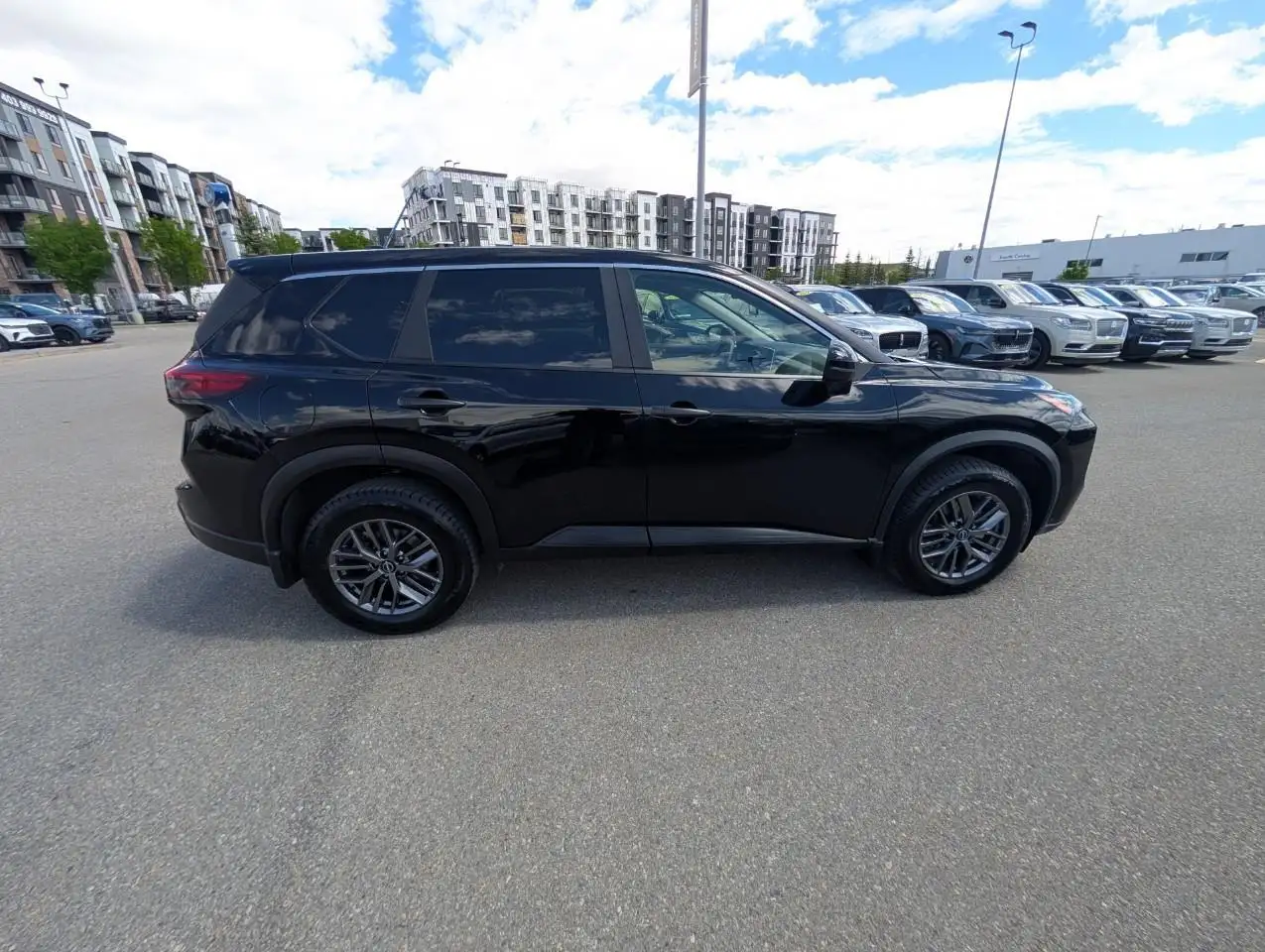 Nissan Rogue photo Nissan Rogue