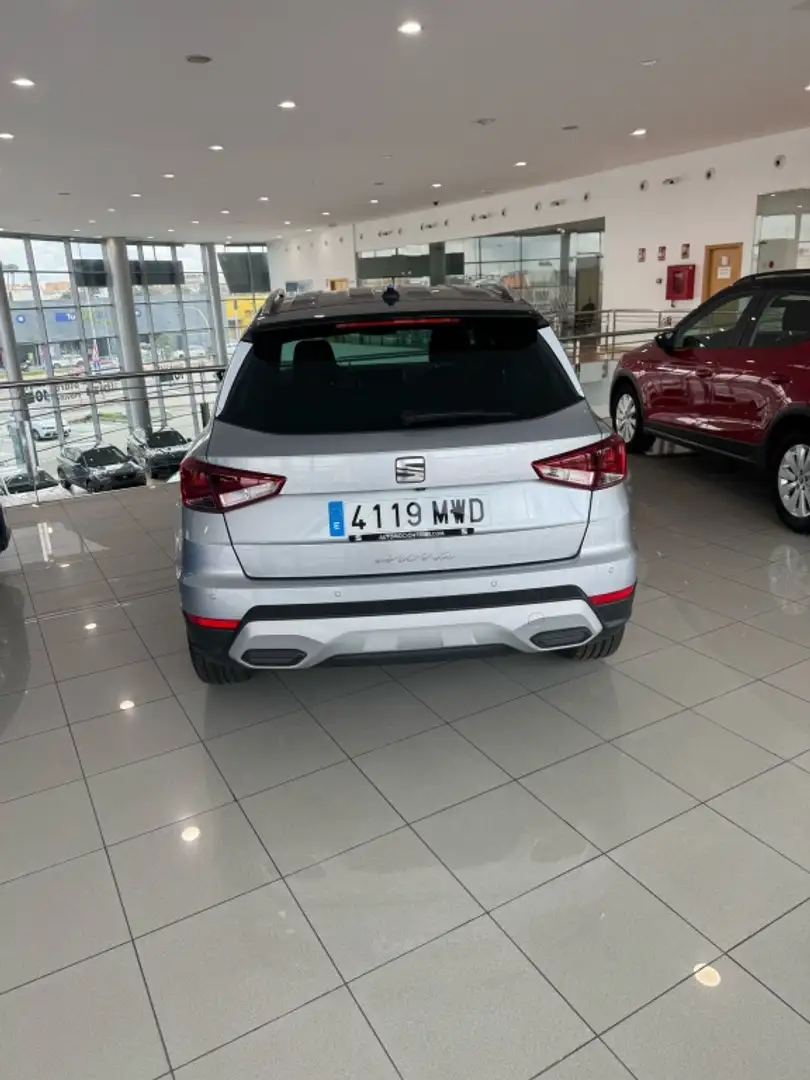 SEAT Arona 1.0 TSI S&S X-Perience Special Edition 115 Gris - 2