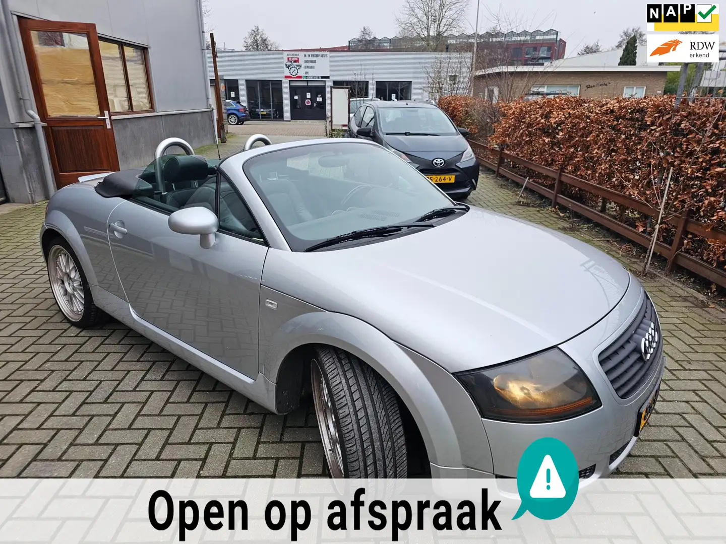 Audi TT Roadster 1.8 5V Turbo. Met nap! inruilmogelijk Gris - 1