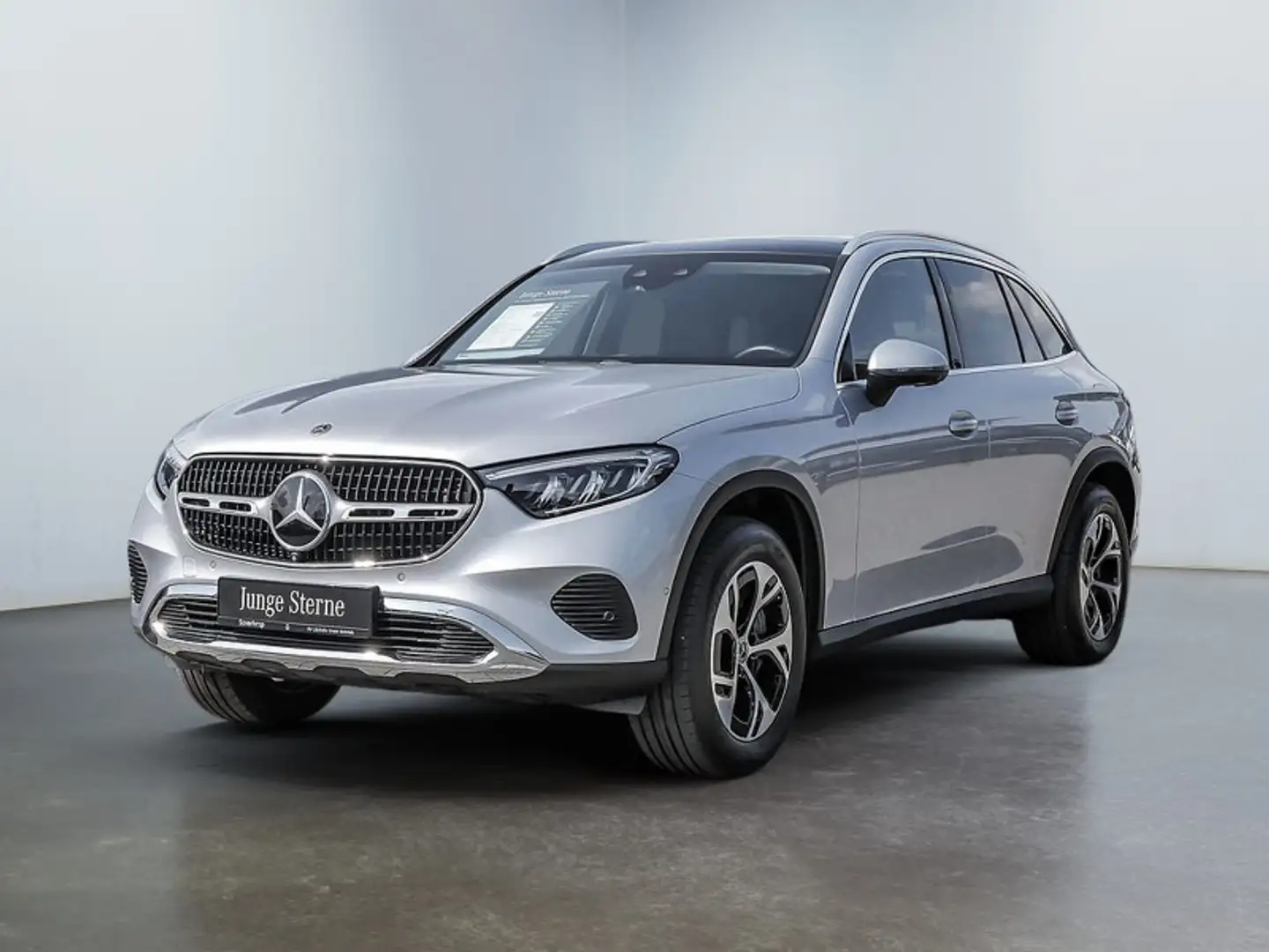 Mercedes-Benz GLC 300 de 4M , AVANTGARDE MEMO 360 AHK DISTR Silber - 2