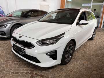 Ceed SW 1.4T Platinum 17" GD AHK Vollausstattung