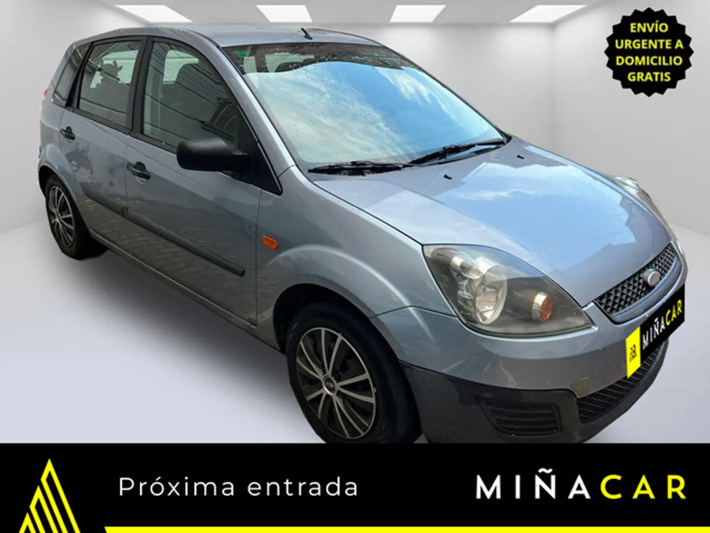Ford Fiesta 1.3 Ambiente Gris - 1