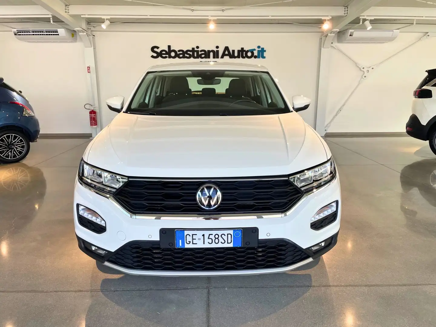 Volkswagen T-Roc T-Roc 2.0 tdi Business 150cv dsg Blanc - 2