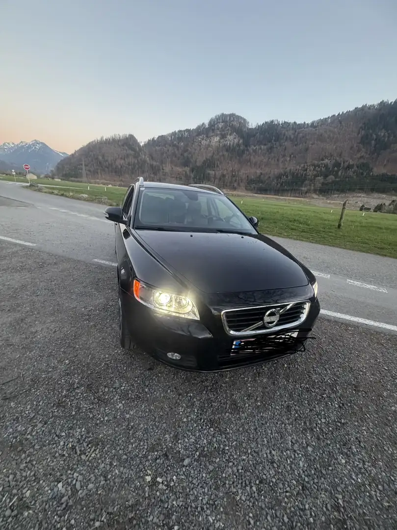 Volvo V50 🚗 Volvo V50 – 2013 – Diesel – Sehr guter Zustand - 2