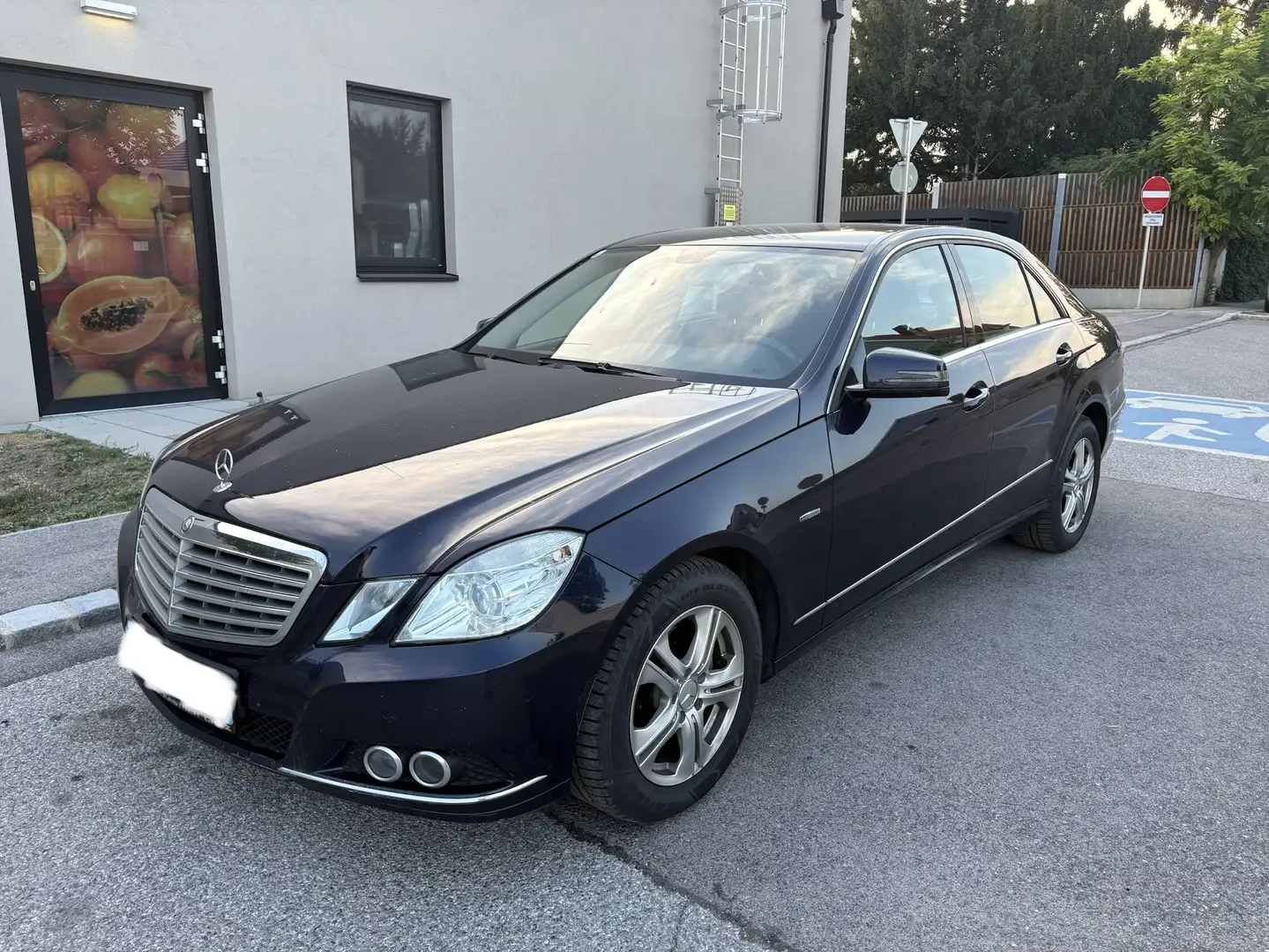 Mercedes-Benz E 200 Elegance BlueEfficiency CDI Aut. - 2