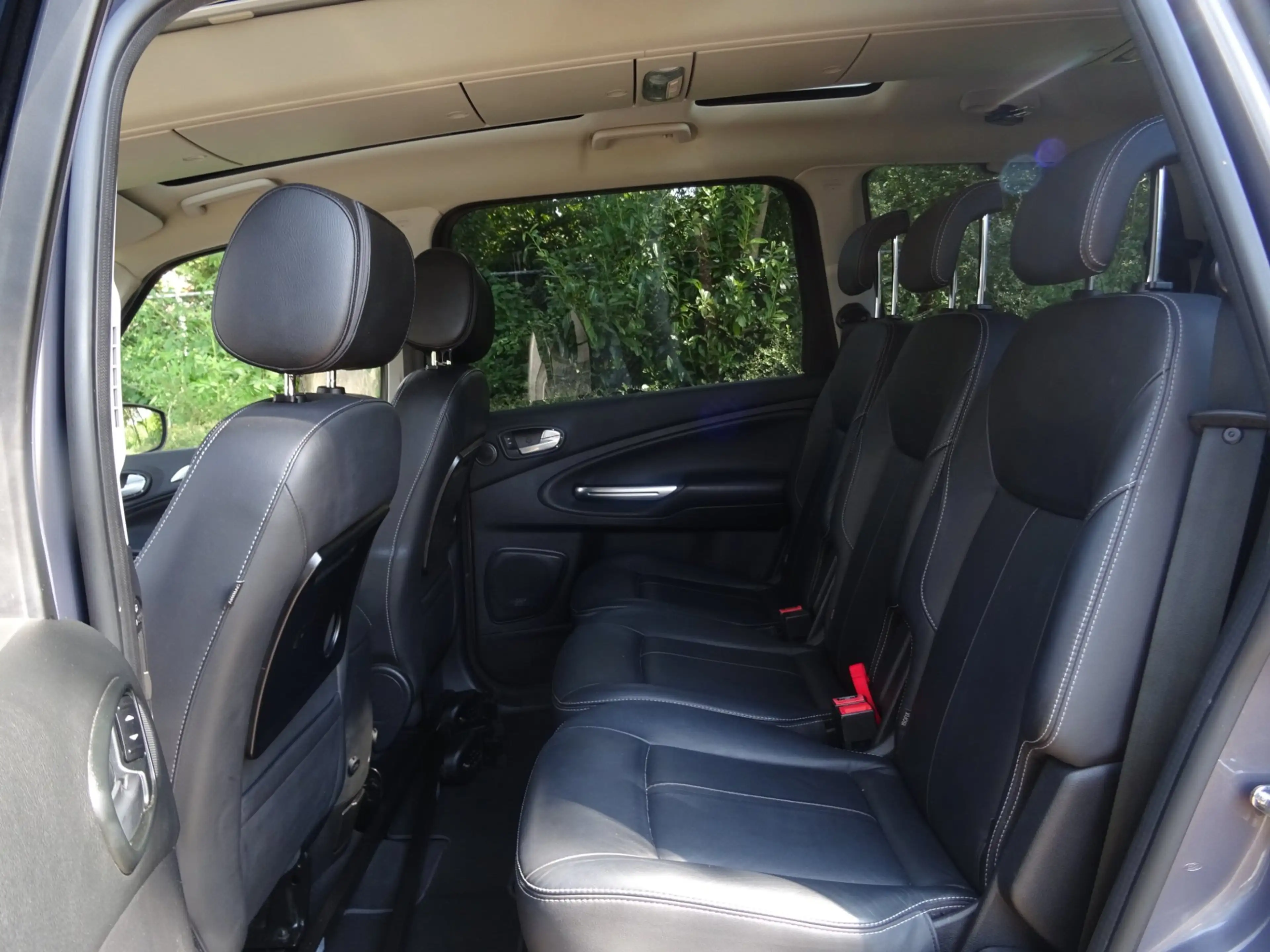 Ford Galaxy 1.6 SCTi Platinum BJ2014 FULL OPTIONS! — photo 7