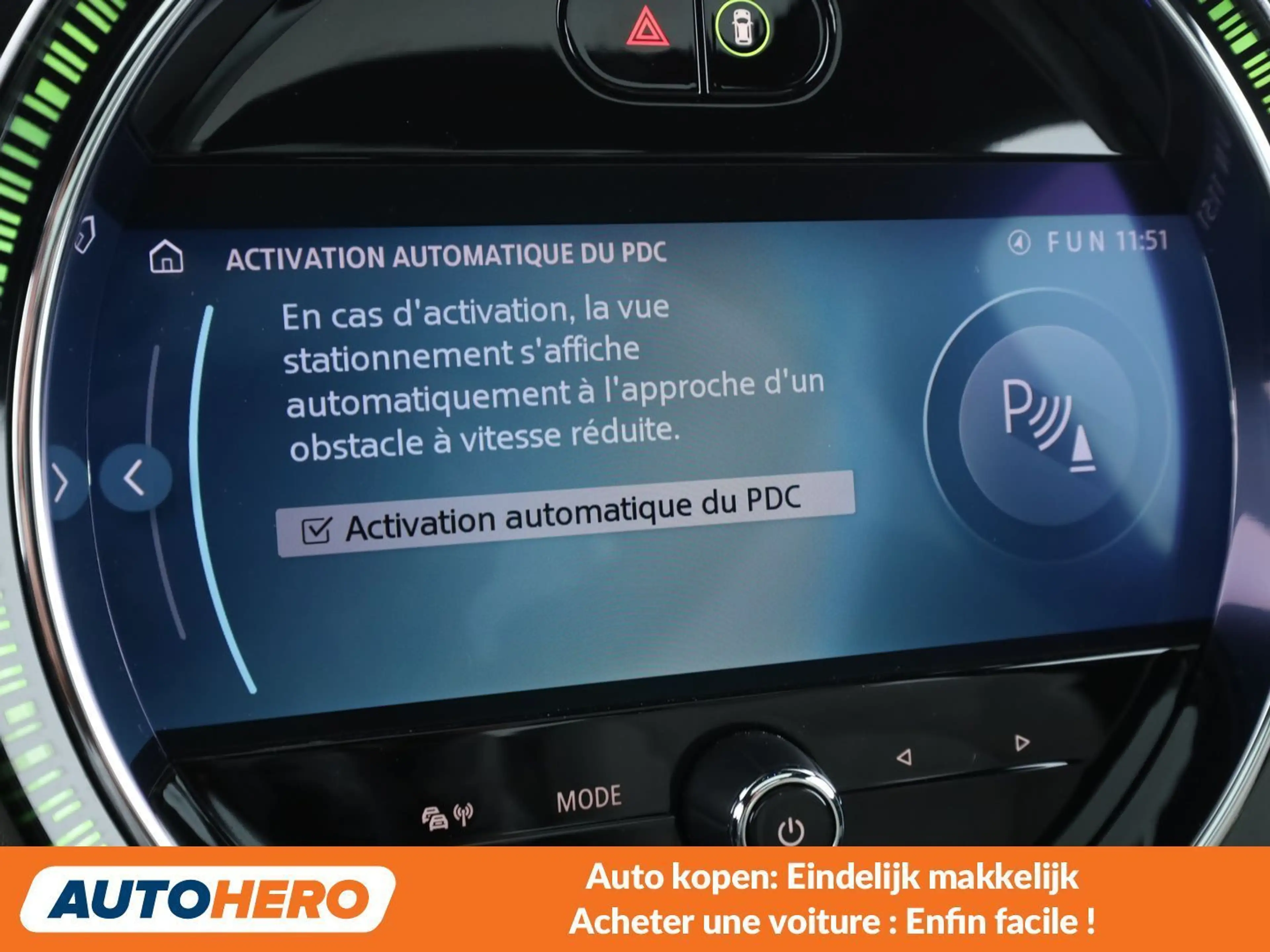 MINI Cooper SE Cooper SE Classic Trim — photo 11