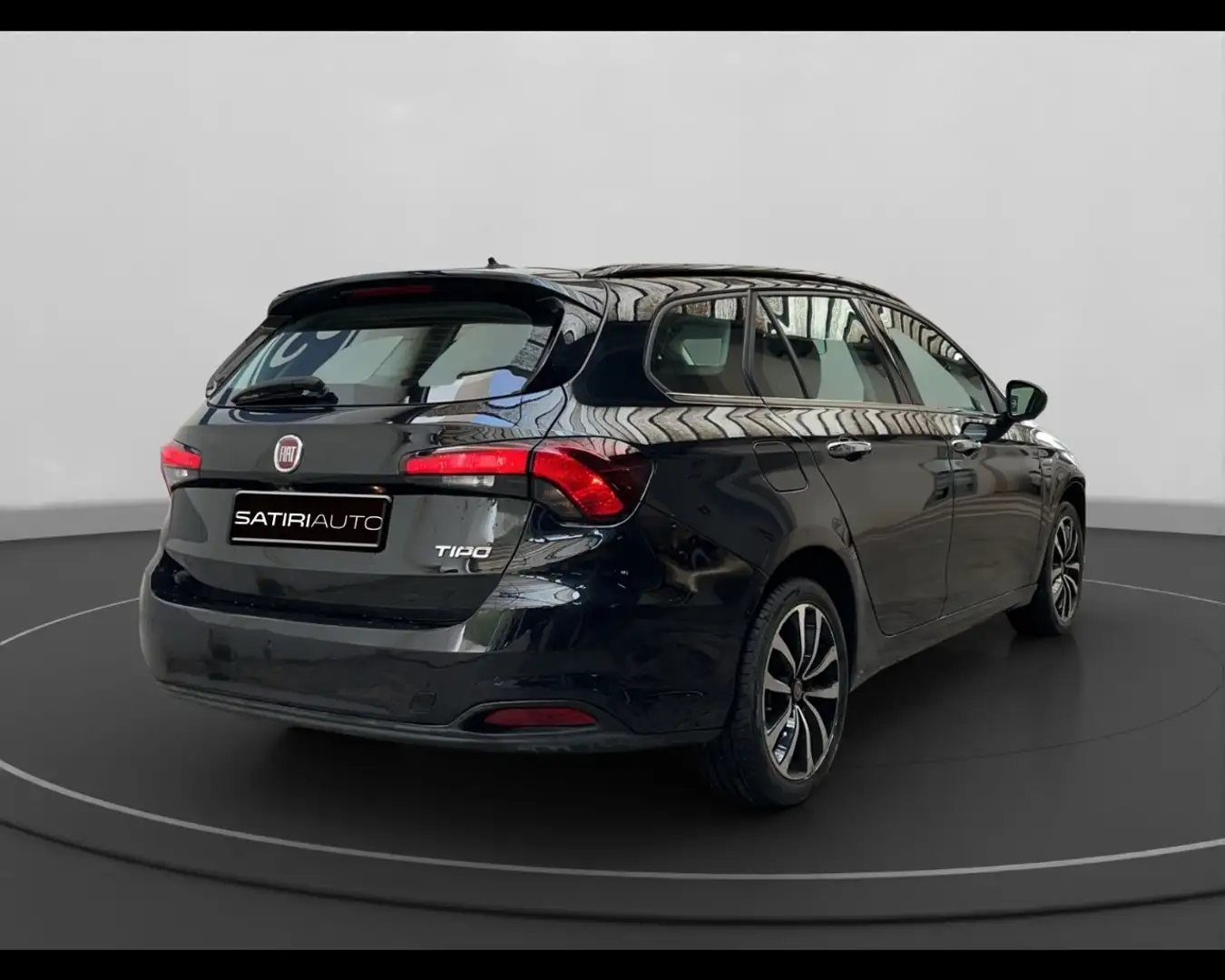 Fiat Tipo Station Wagon 1.3 Multijet Lounge Nero - 2