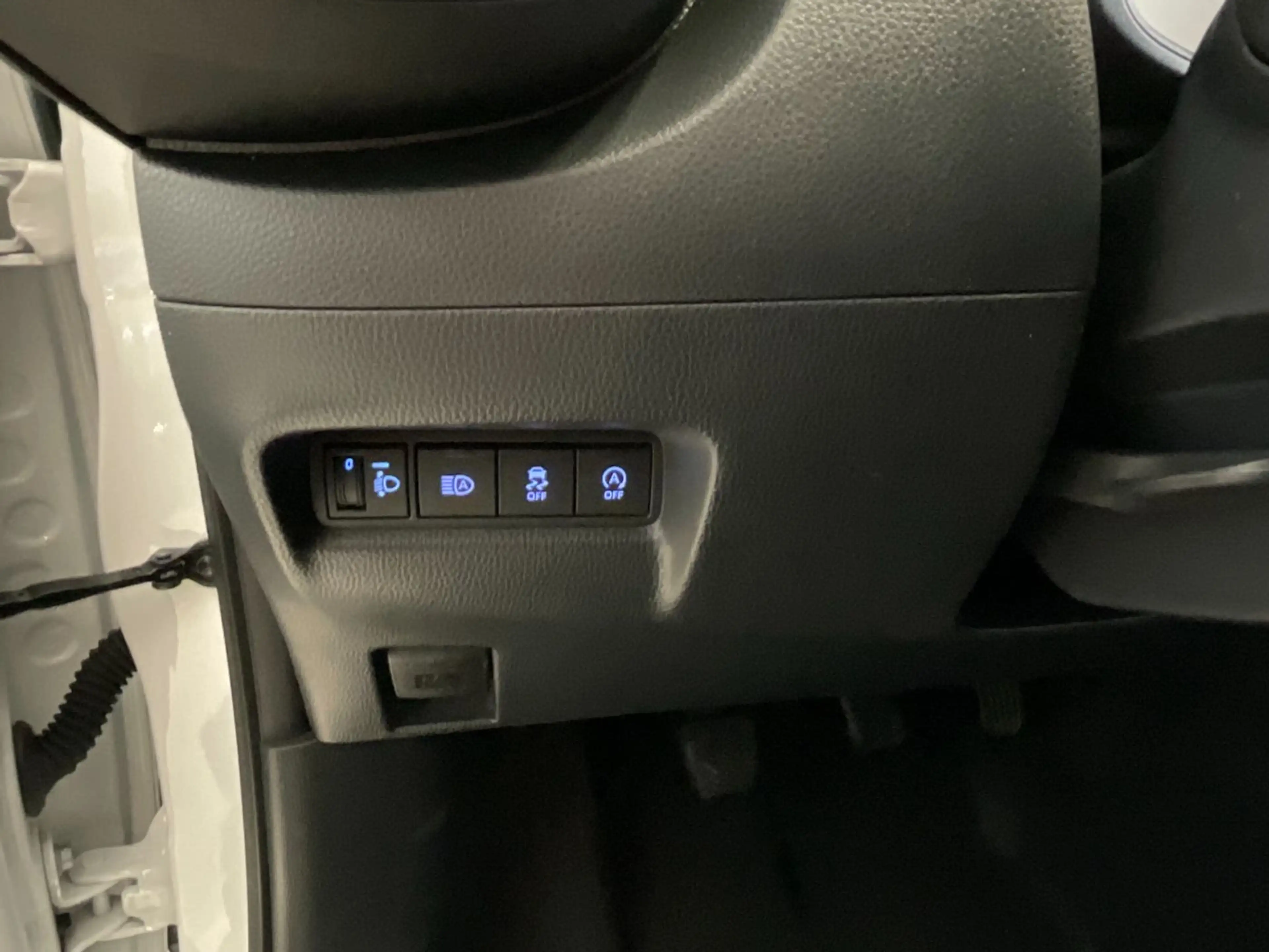 Toyota Aygo X 1.0 VVT-i, Play Klimaanlage,Rückfahrkamera — photo 11