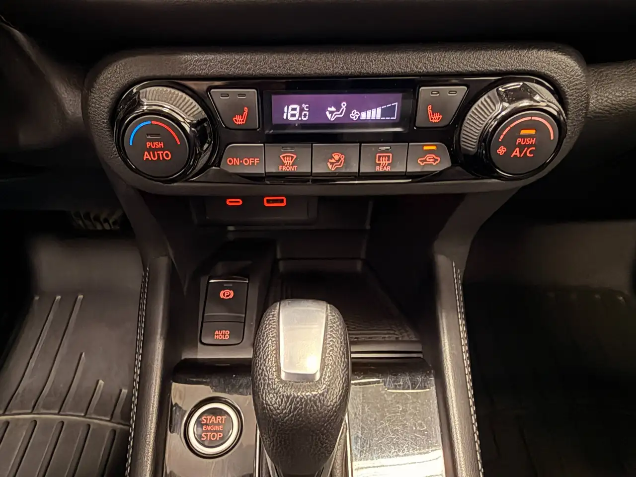 Nissan Kicks fotografie Nissan Kicks