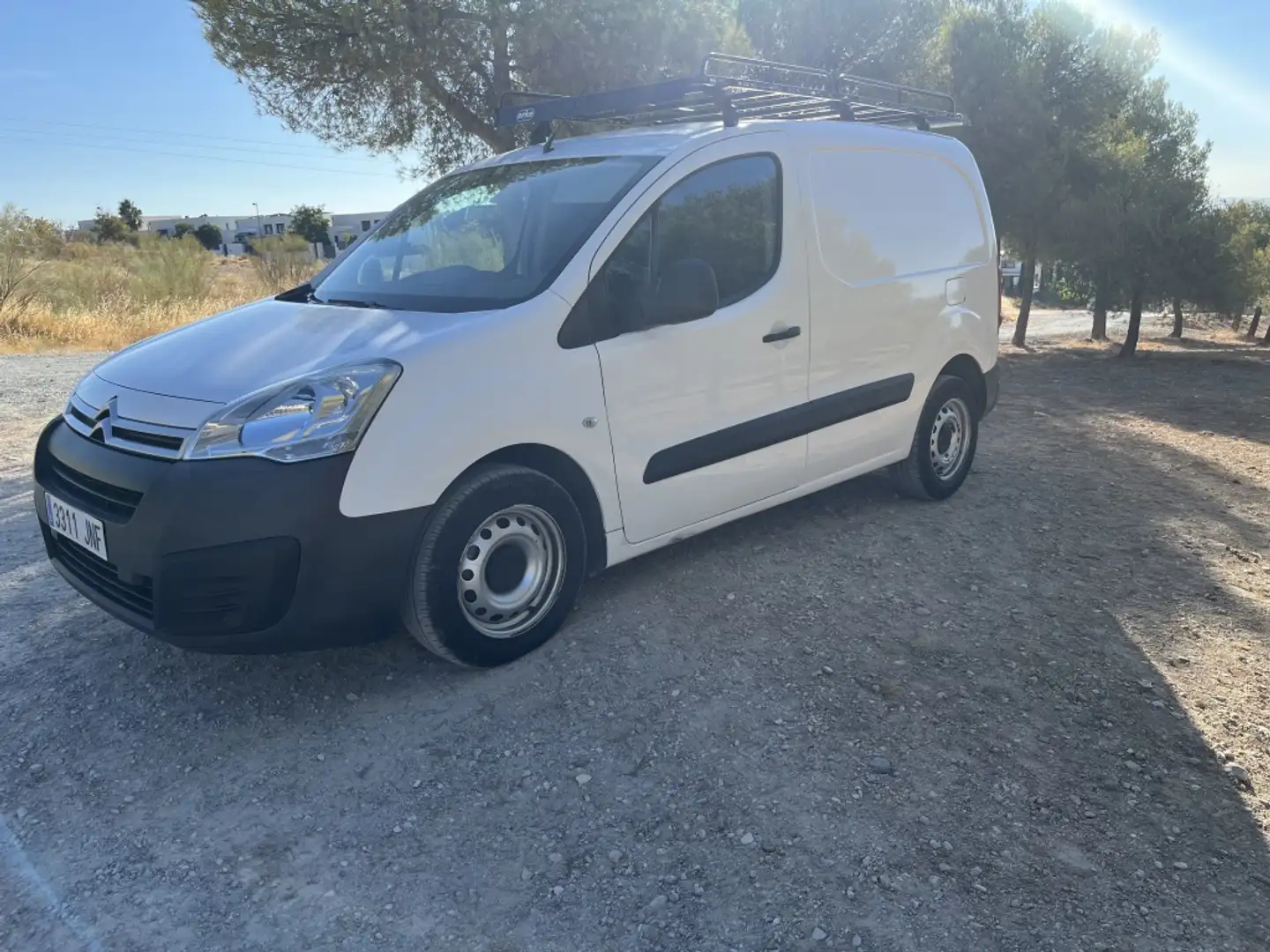 Citroen Berlingo Furgón 1.6HDi 75 Blanc - 2