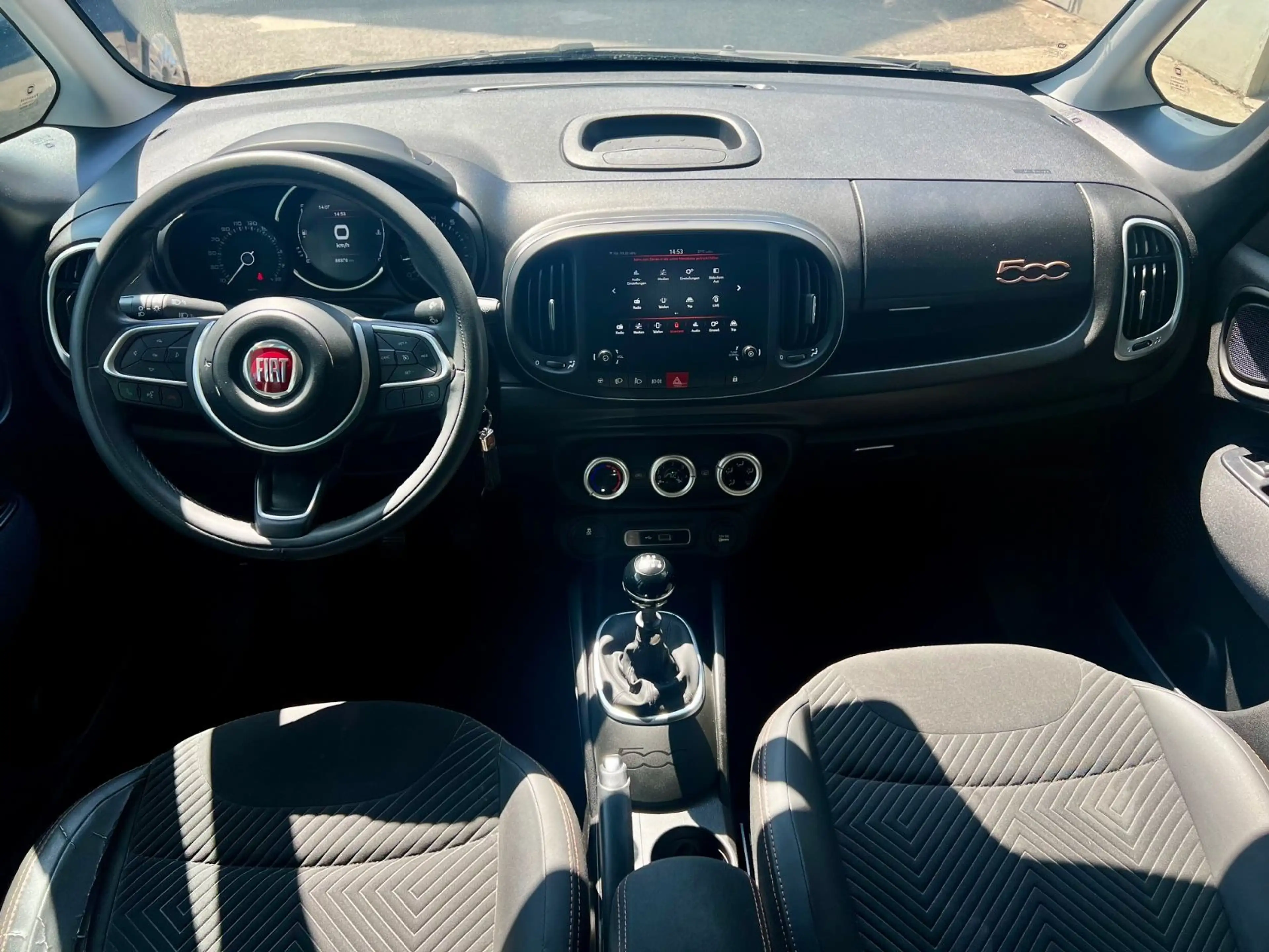 Fiat 500L S-Design *CAM*KLIMA*CAR-PLAY*1-J GAR* — photo 11
