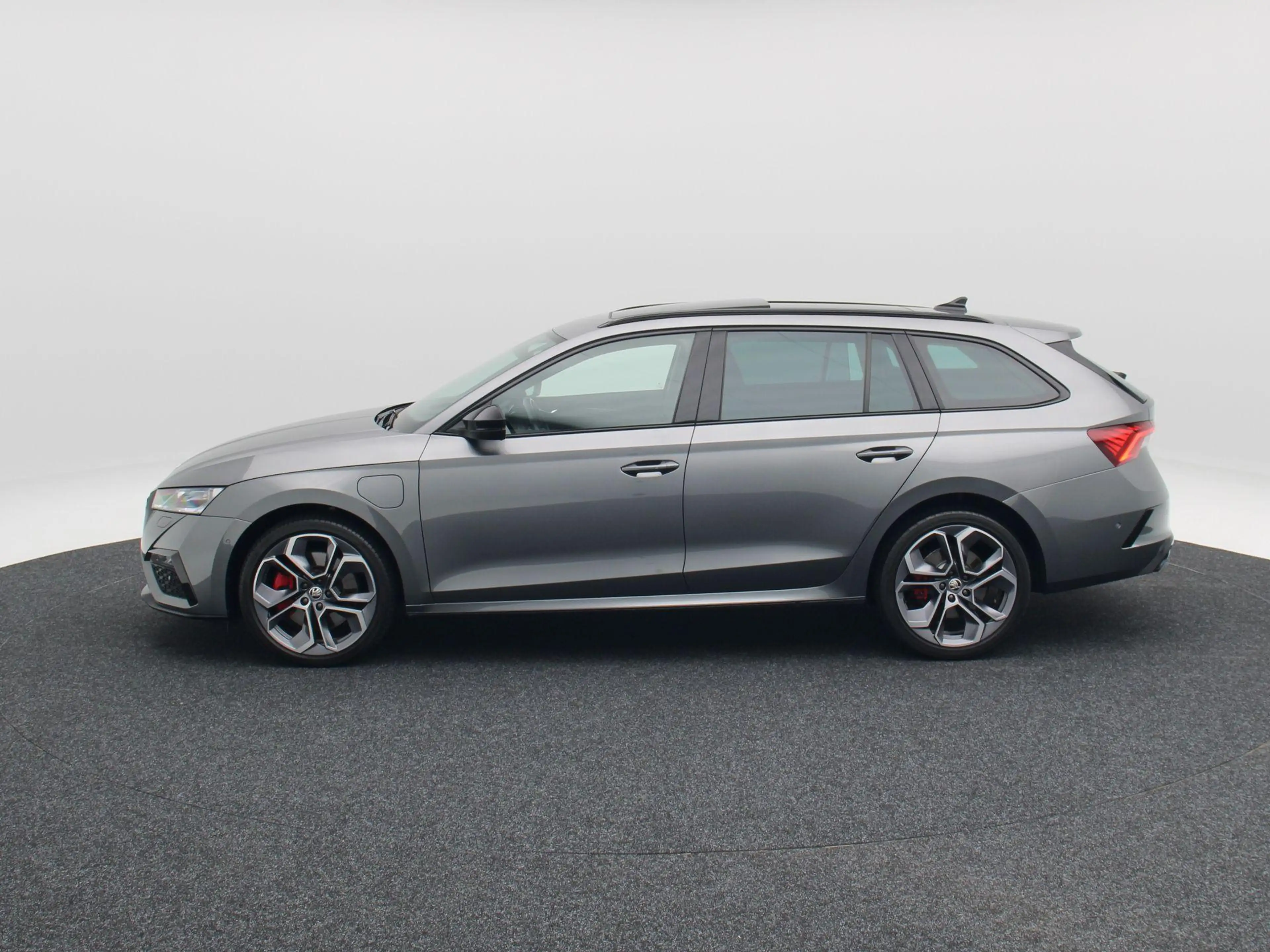 Skoda Octavia Combi 1.4 TSi 245 Pk RS iV PHEV Business | Stoel/S — photo 10