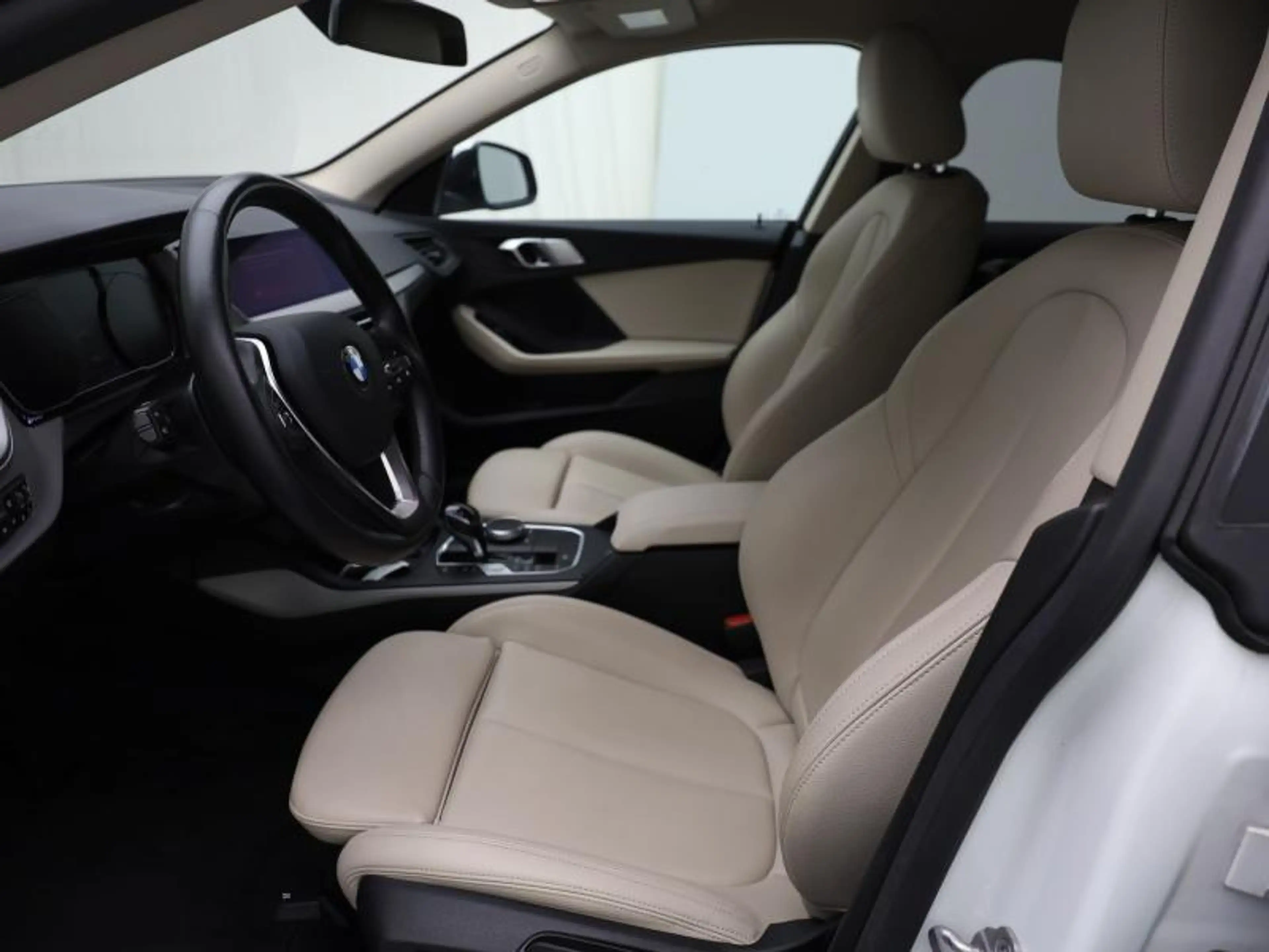 BMW 216 Gran Coupé - AUTOMAAT - LEDER - NAVI — photo 6