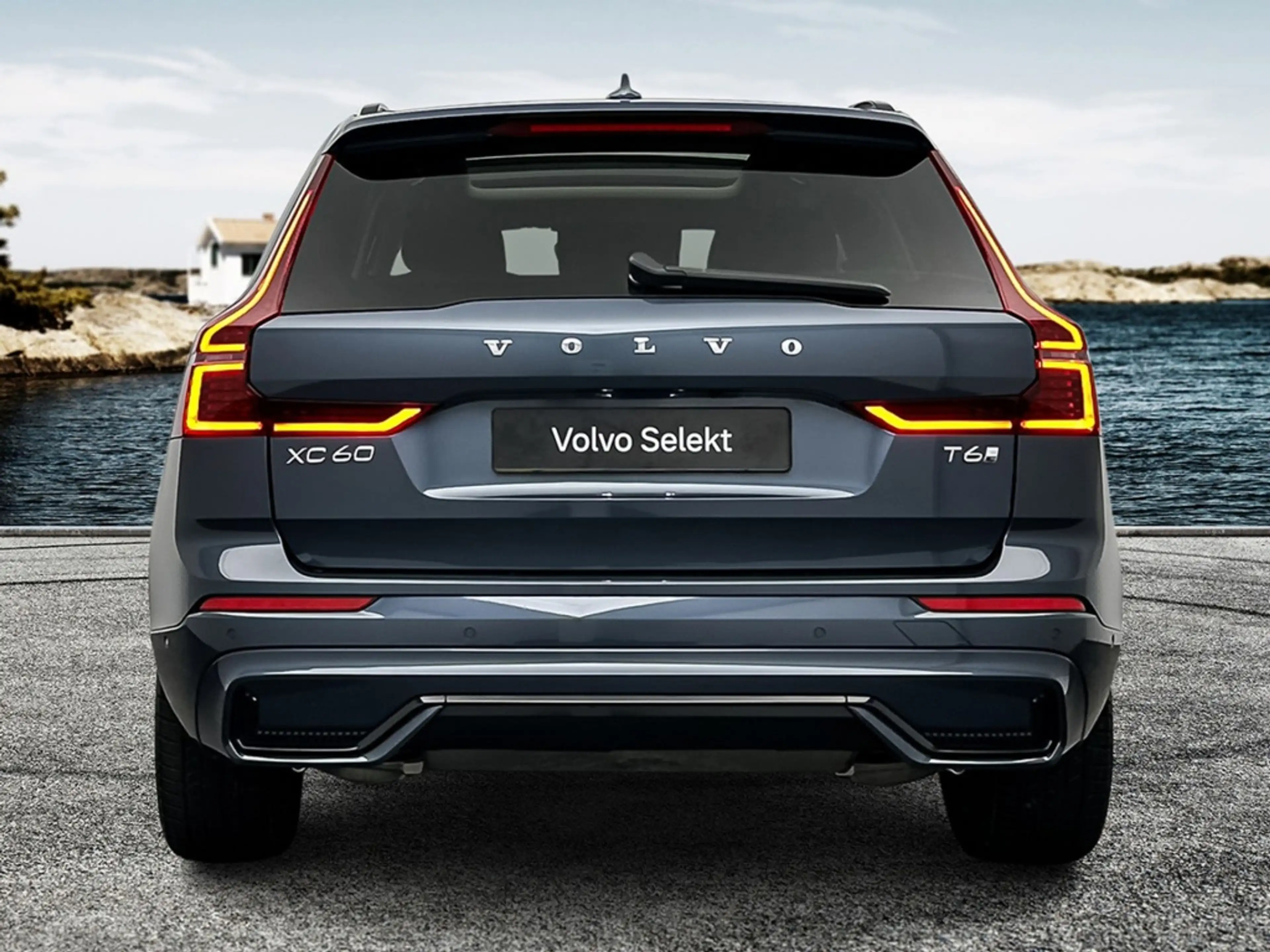 Volvo XC60 T6 398PK Recharge Ultra Dark| Pano| HUD| 360Camera — photo 6
