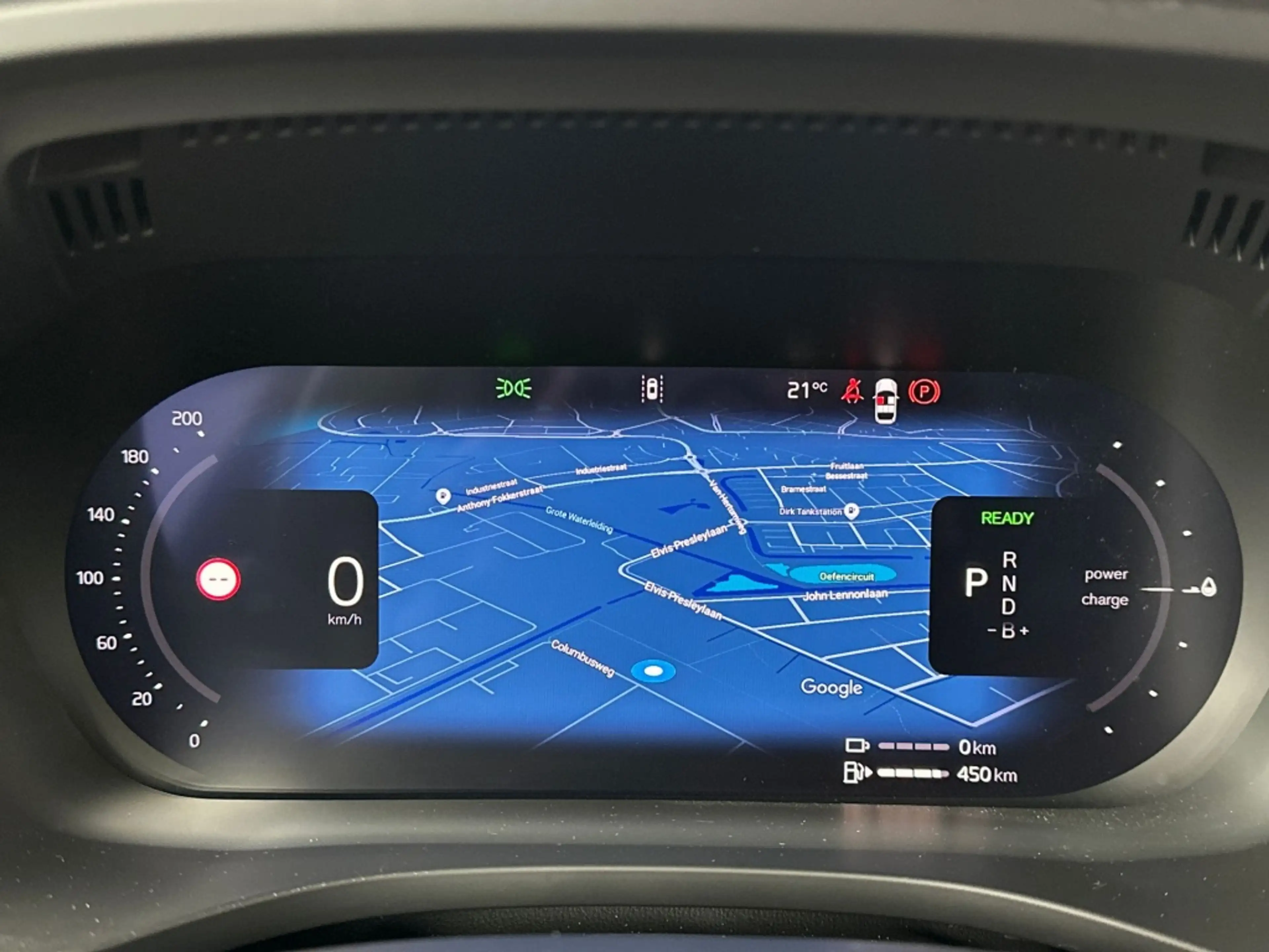 Volvo XC60 T6 398PK Recharge Ultra Dark| Pano| HUD| 360Camera — photo 24