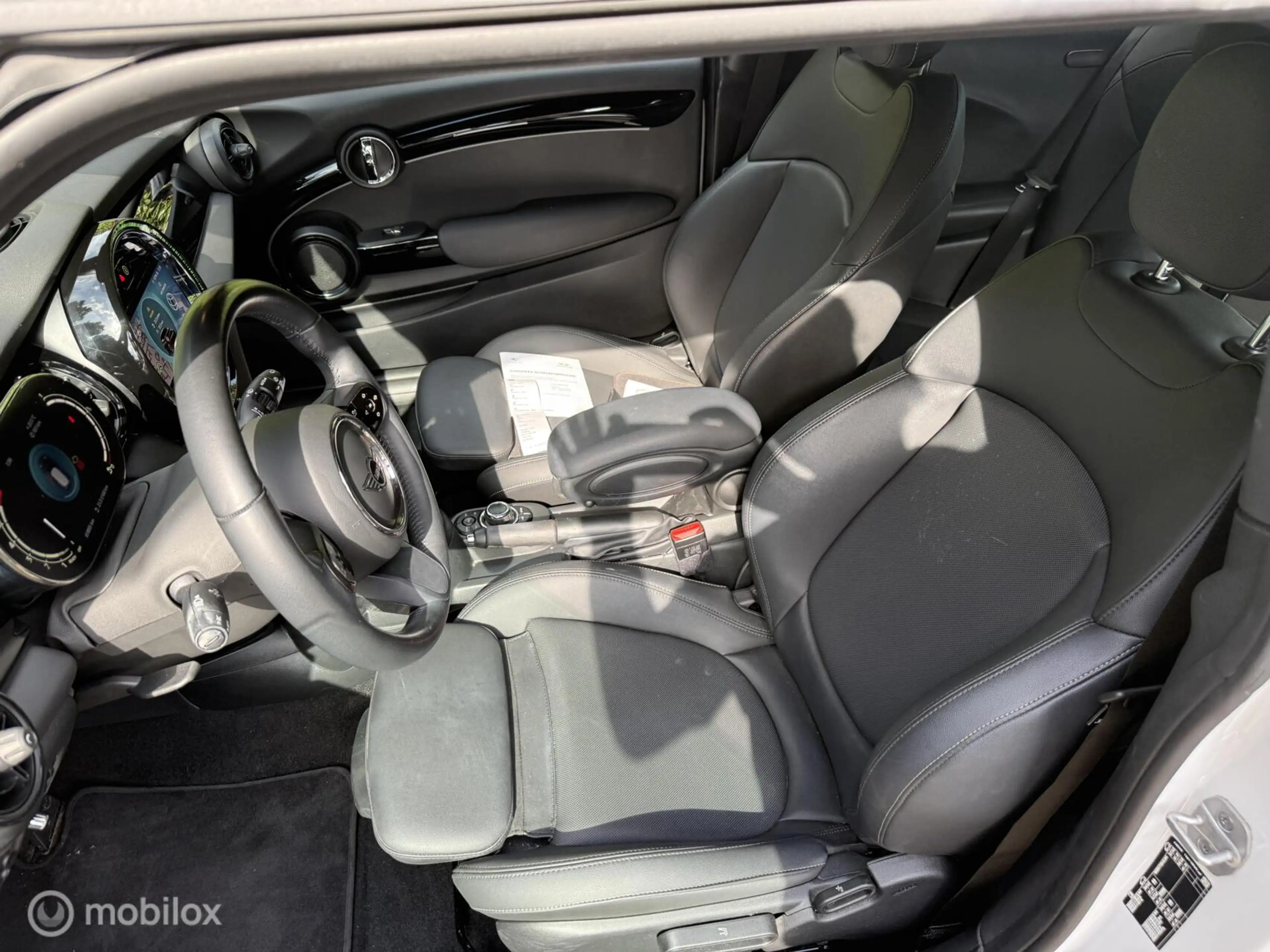 MINI Cooper 3-Deurs 1.5 Camden Plus Edition BTW auto! — photo 13
