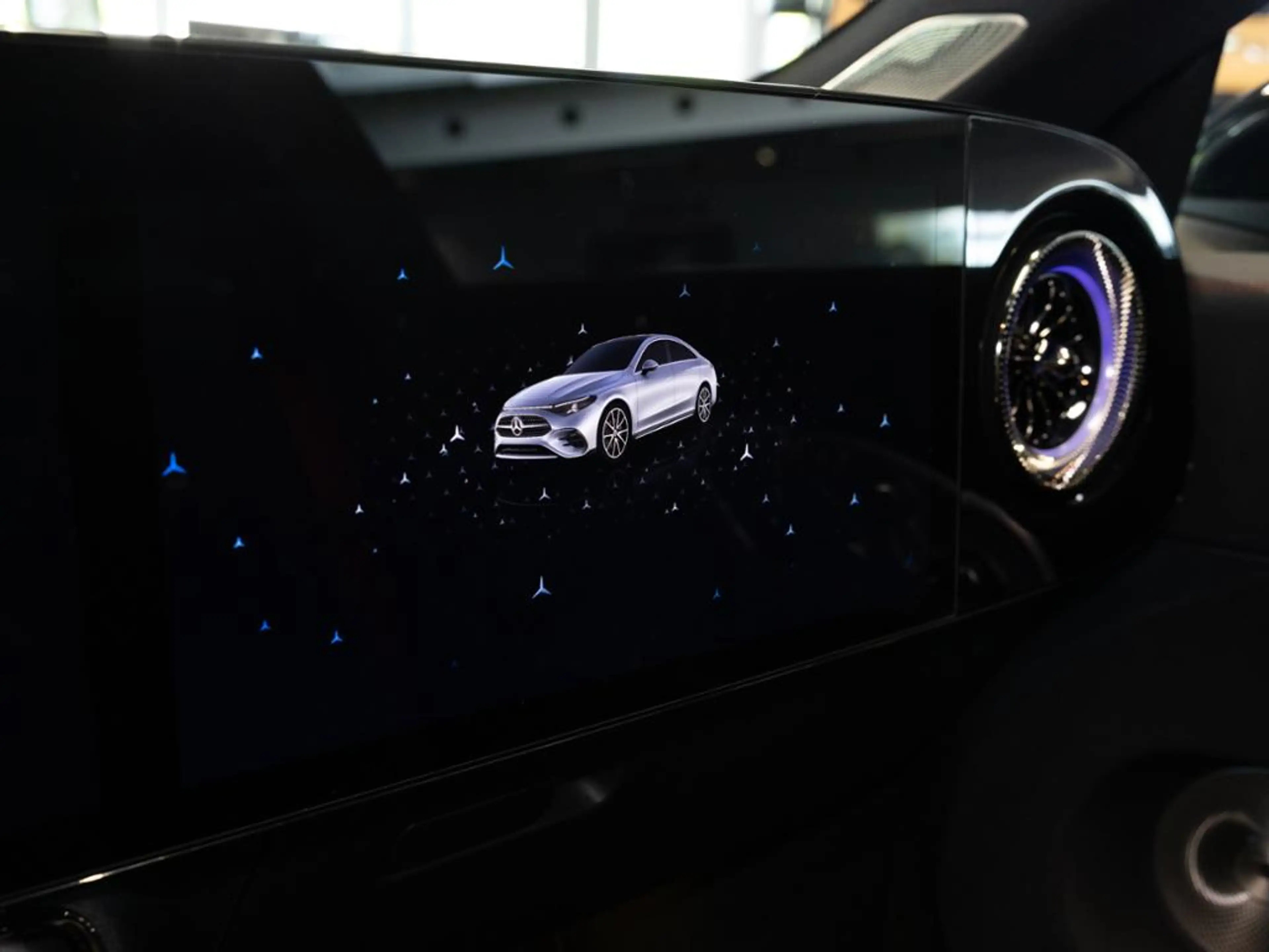 Mercedes-Benz CLA 220 4MATIC AMG BURM NIGHT MEMO MULTI 360 AHK — photo 13