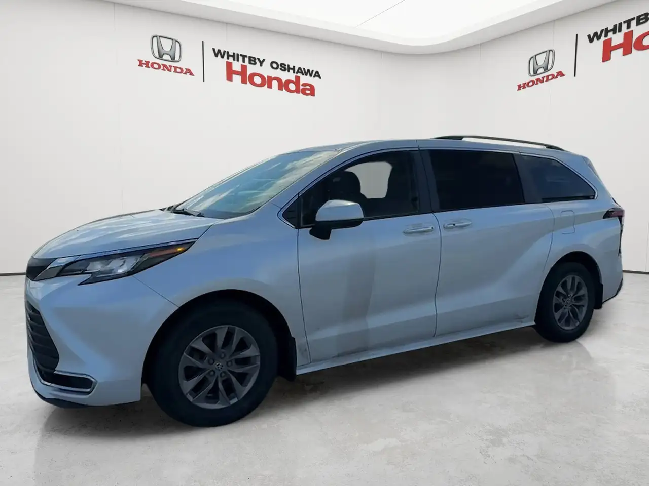 Toyota Sienna fotografie Toyota Sienna