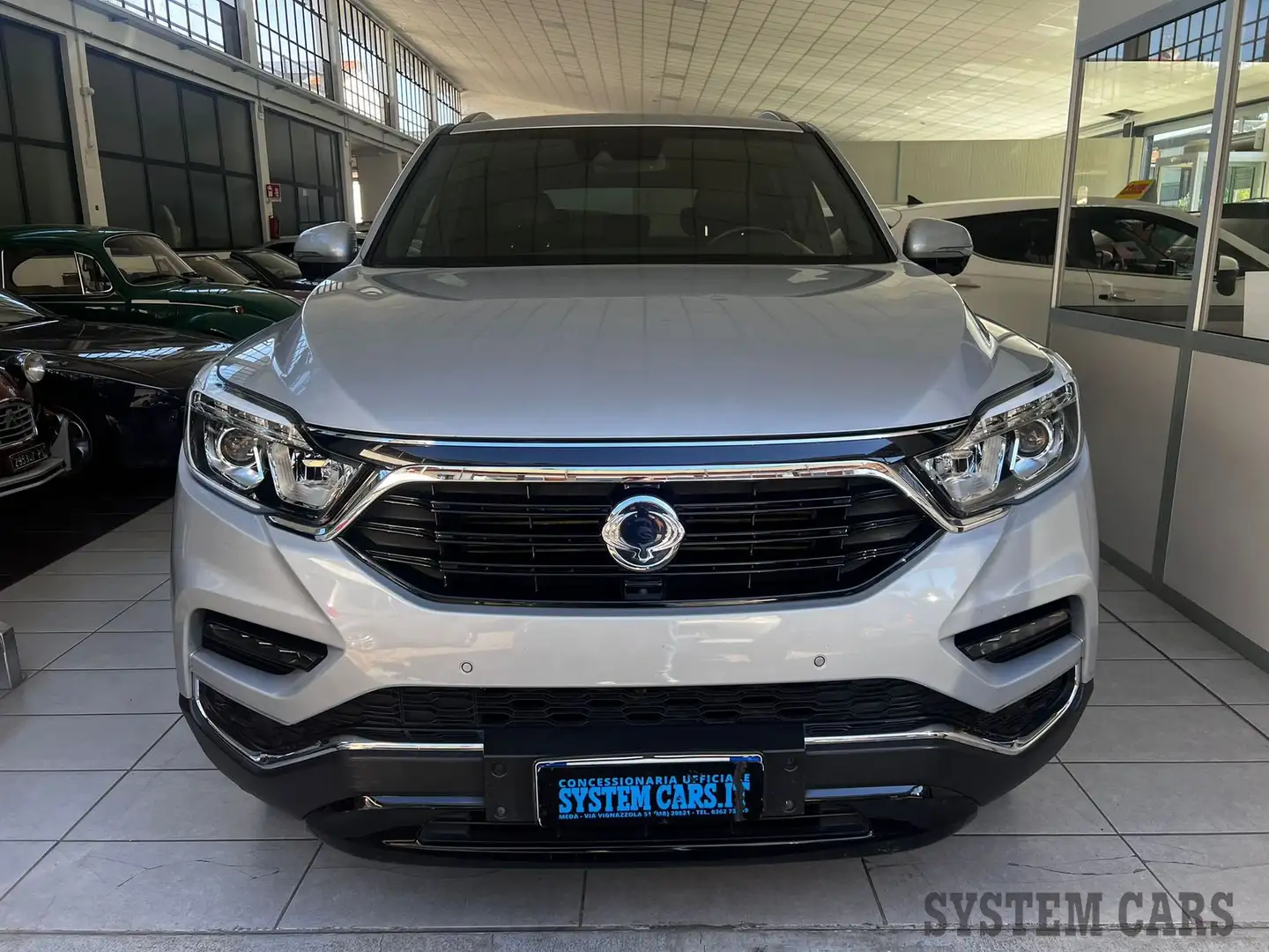SsangYong Rexton 2.2 181CV Icon 4WD AUTOMATICA - 24 MESI GARANZIA Silber - 2