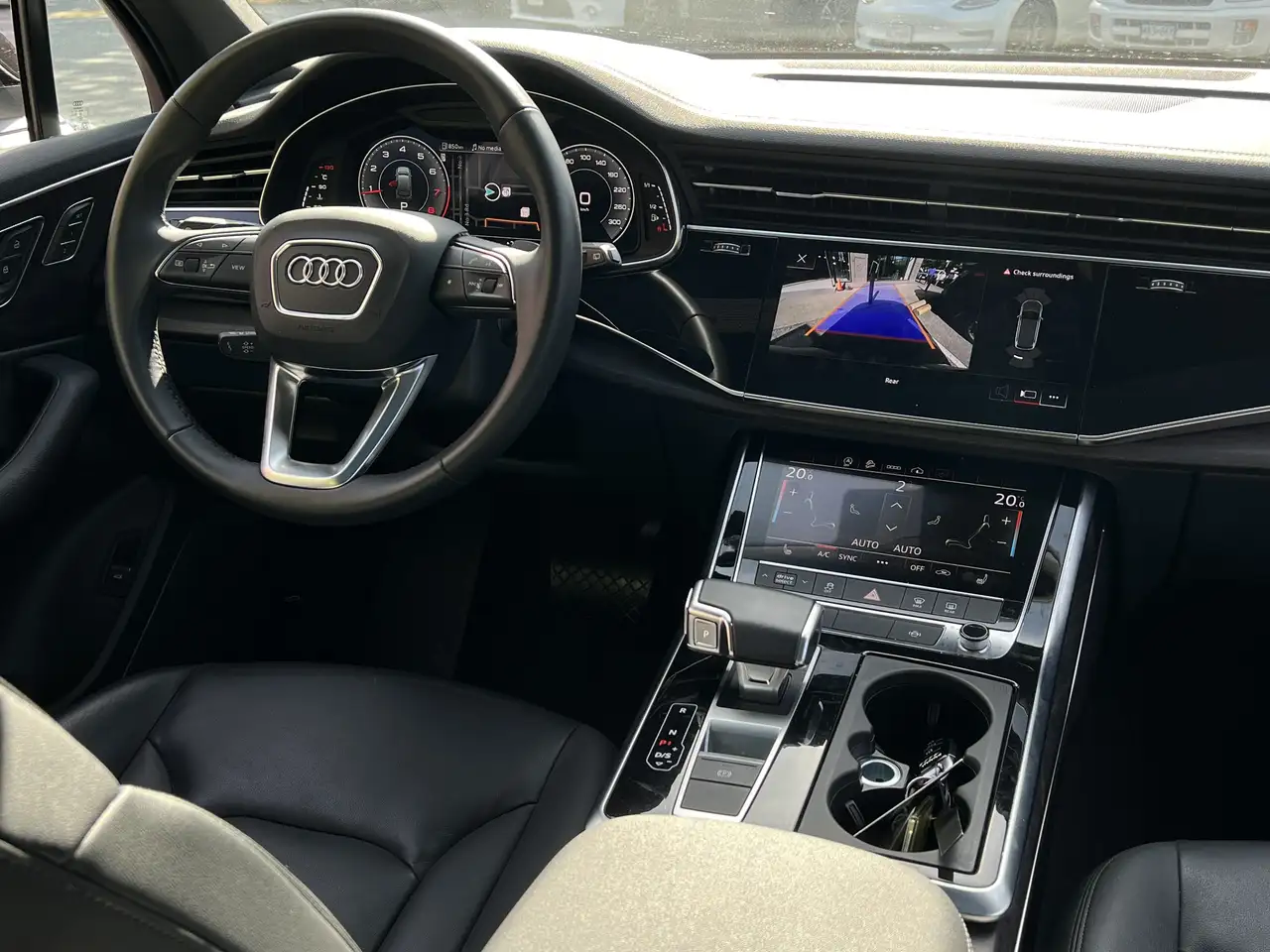 Audi Q7 photo Audi Q7