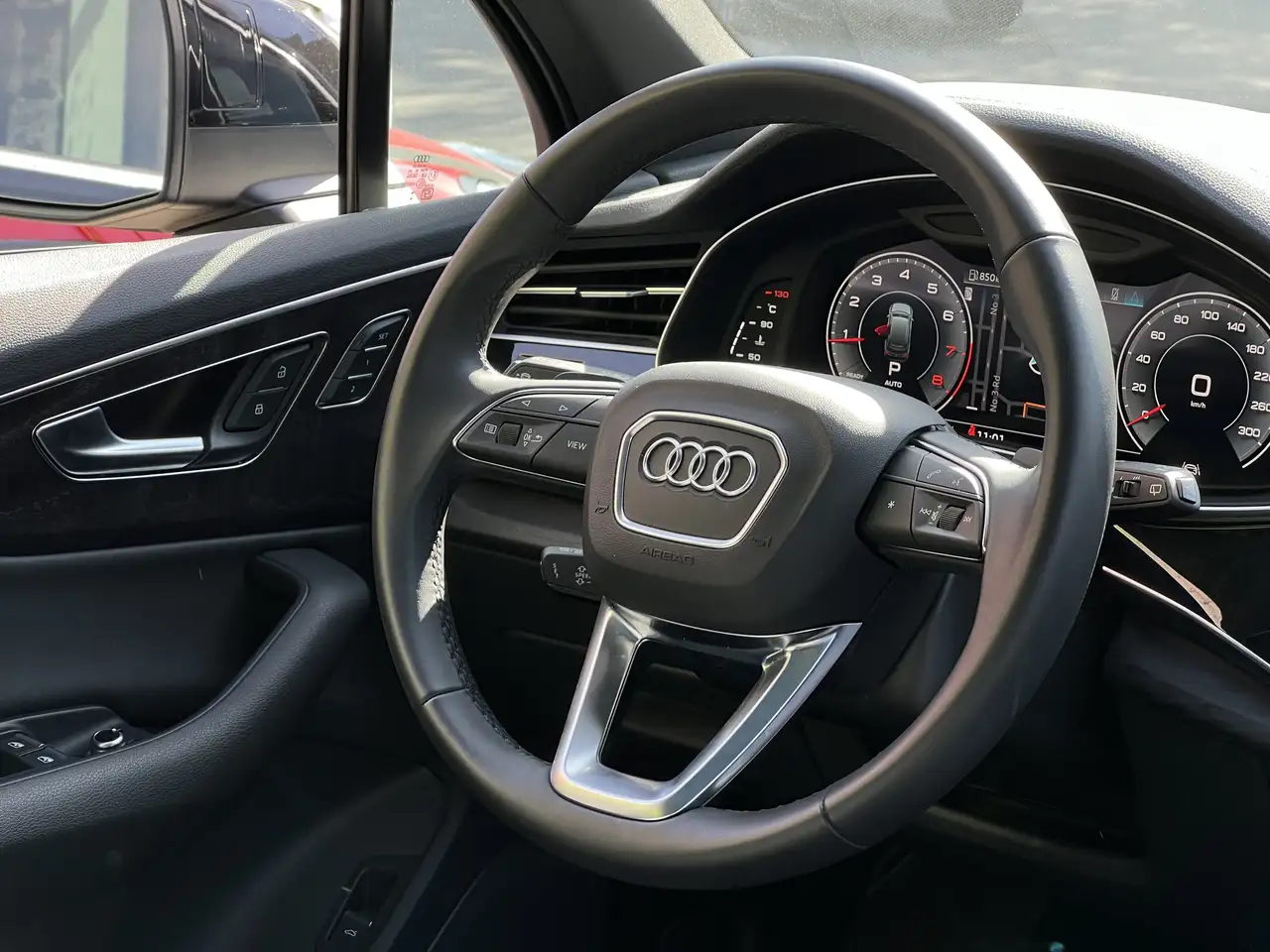 Audi Q7 photo Audi Q7