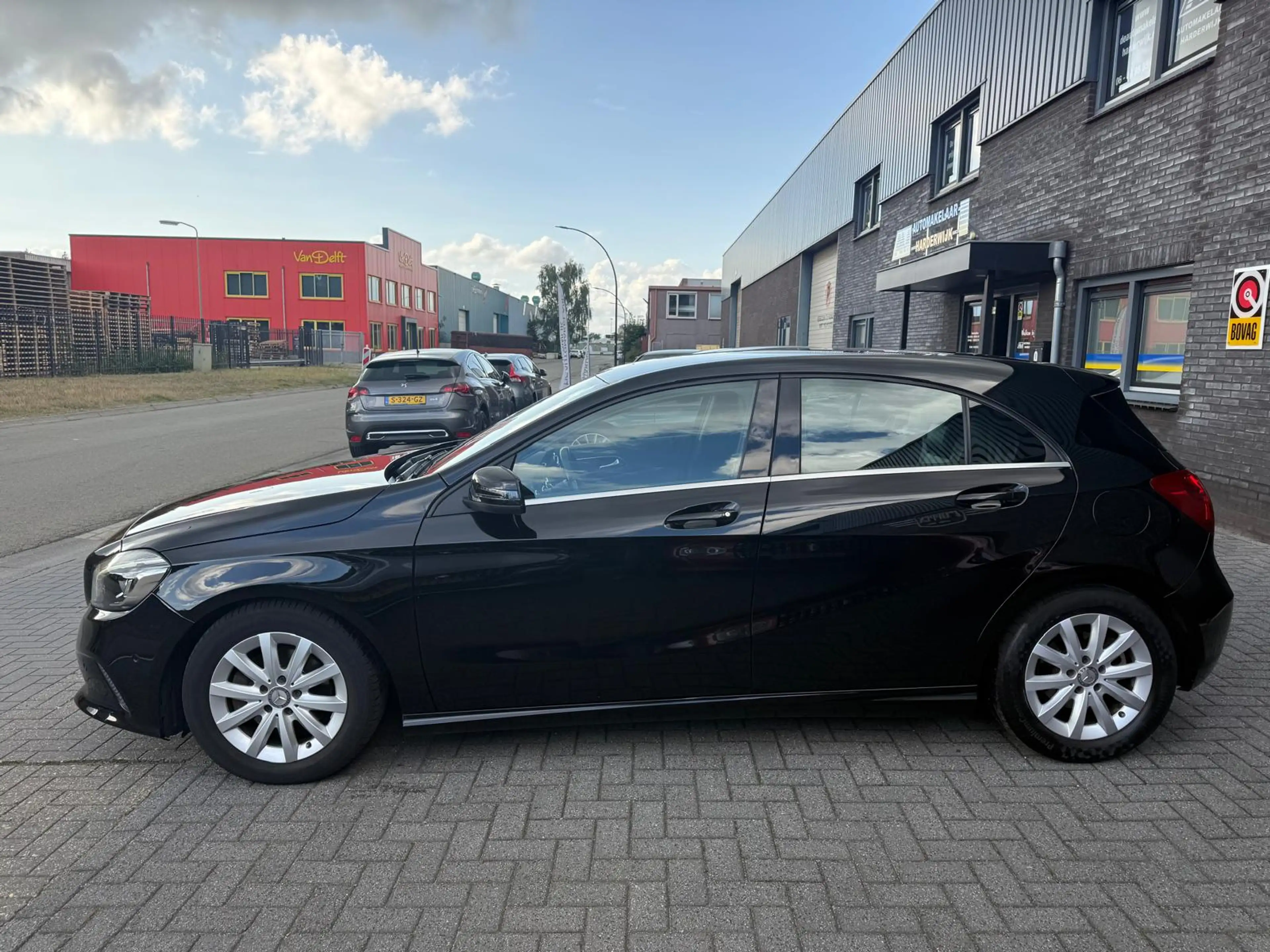 Mercedes-Benz A 180 Business Solution | 1E EIGENAAR | 3/6/12 MND GARAN — photo 9