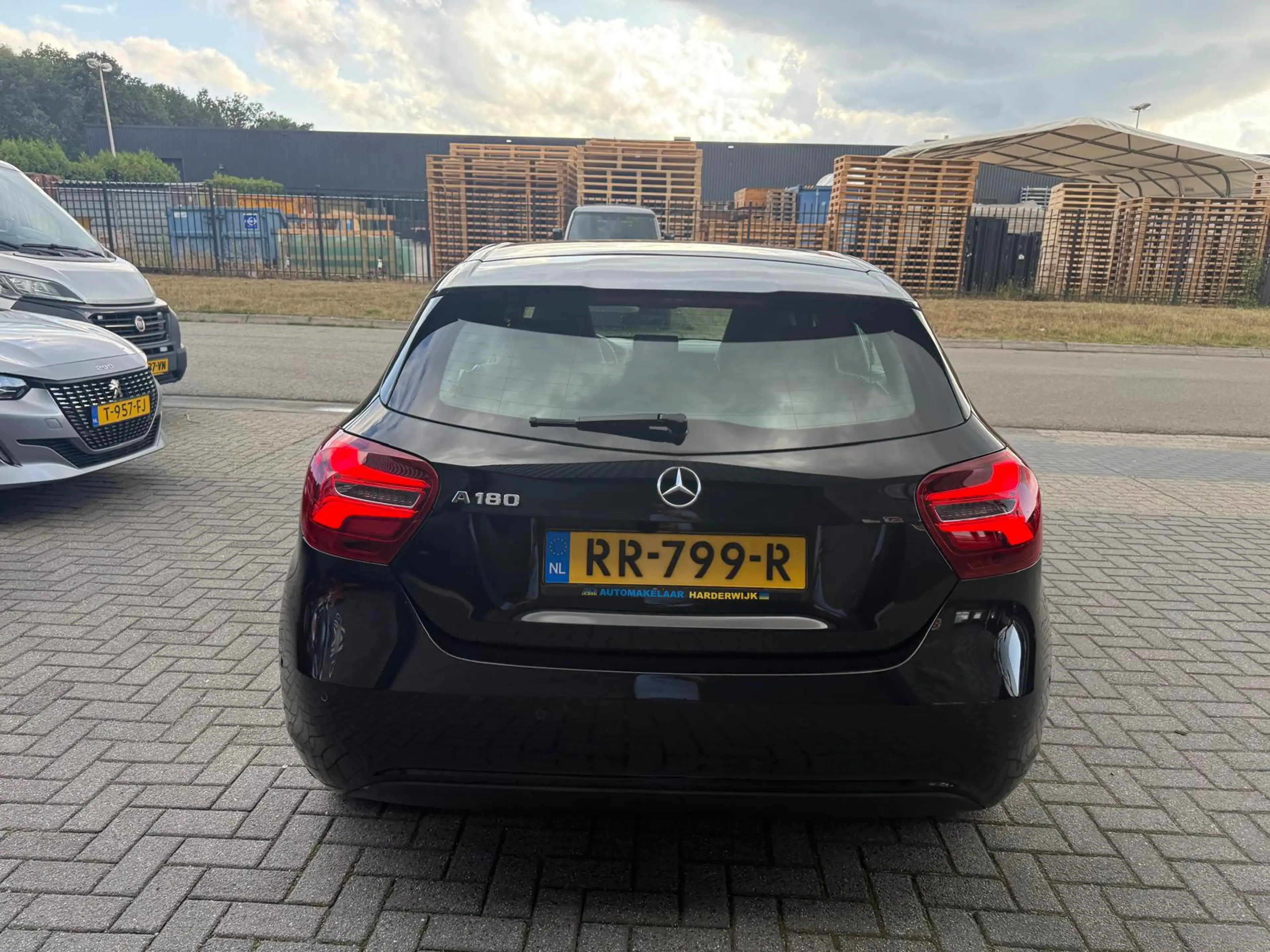 Mercedes-Benz A 180 Business Solution | 1E EIGENAAR | 3/6/12 MND GARAN — photo 7