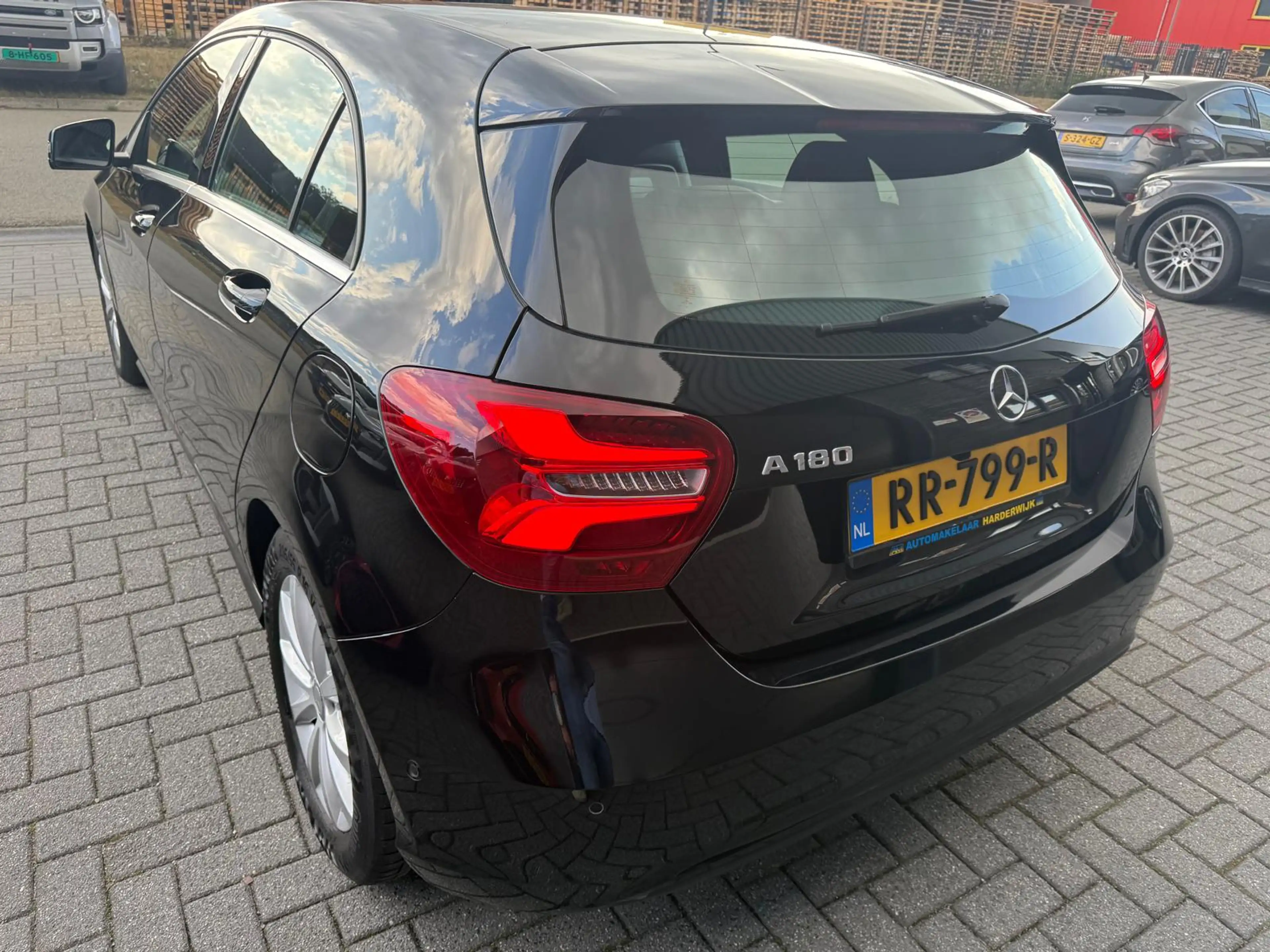 Mercedes-Benz A 180 Business Solution | 1E EIGENAAR | 3/6/12 MND GARAN — photo 10