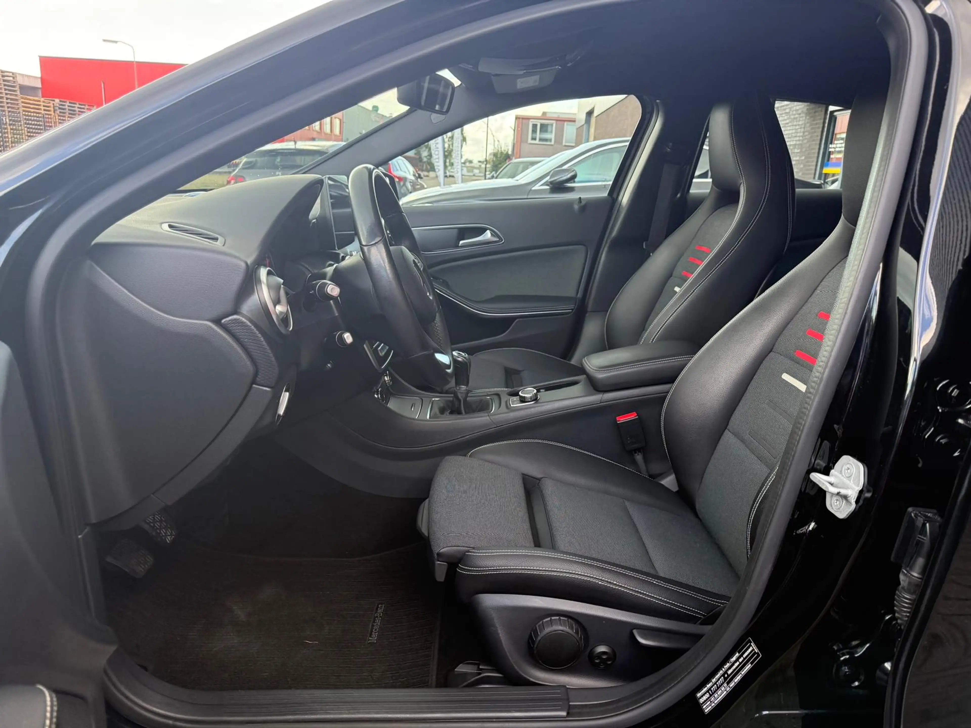Mercedes-Benz A 180 Business Solution | 1E EIGENAAR | 3/6/12 MND GARAN — photo 16
