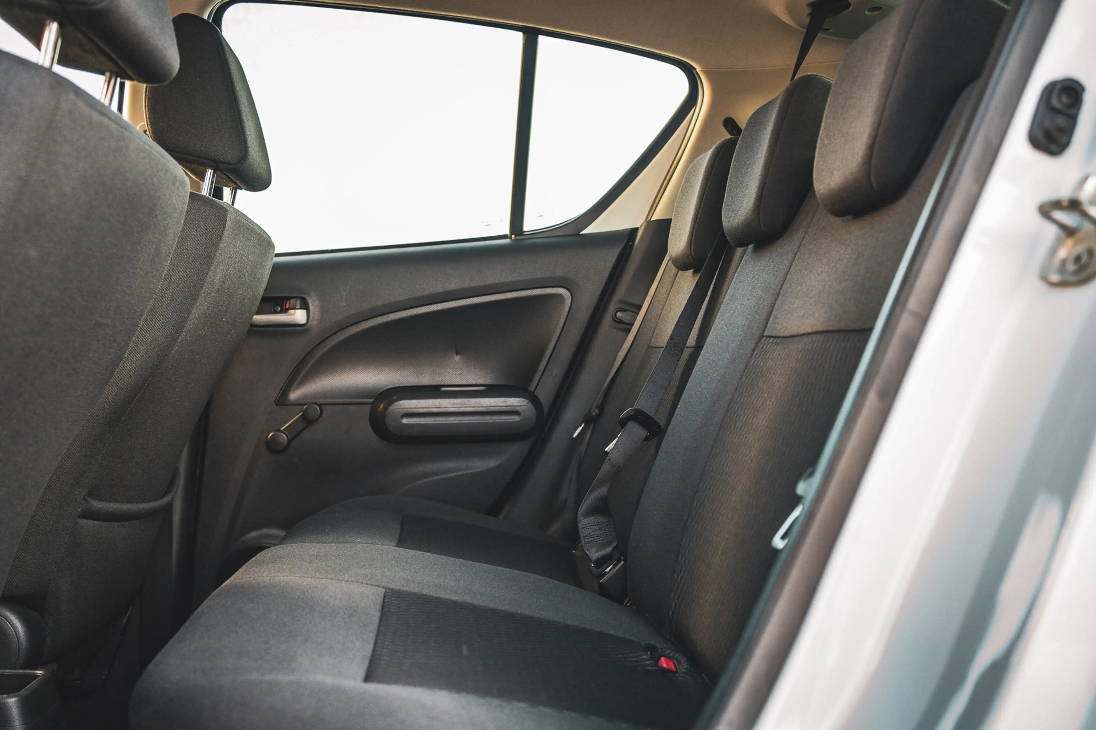 Suzuki Splash 1.0 VVT Exclusive EASSS — photo 36