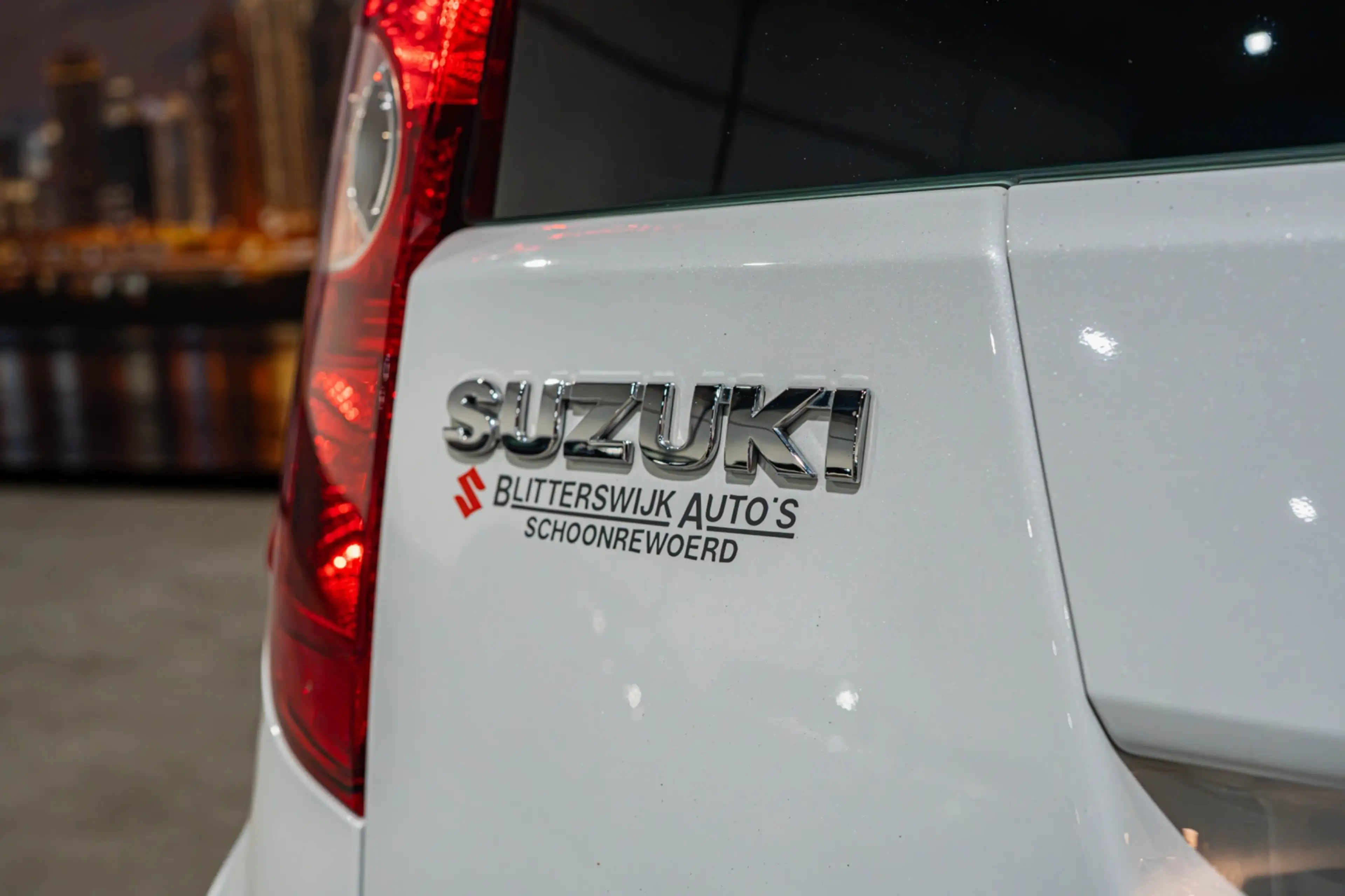 Suzuki Splash 1.0 VVT Exclusive EASSS — photo 16