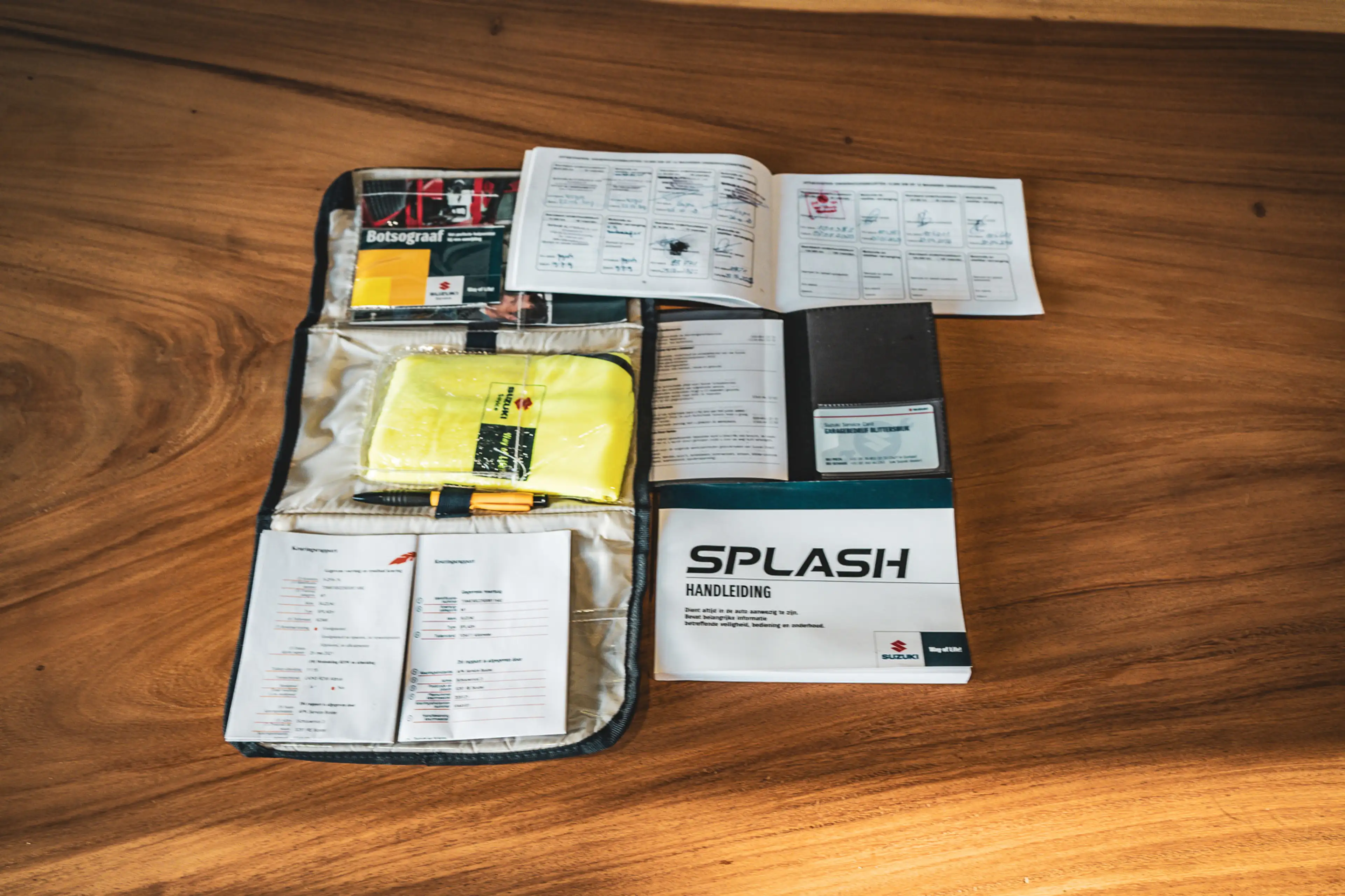 Suzuki Splash 1.0 VVT Exclusive EASSS — photo 45