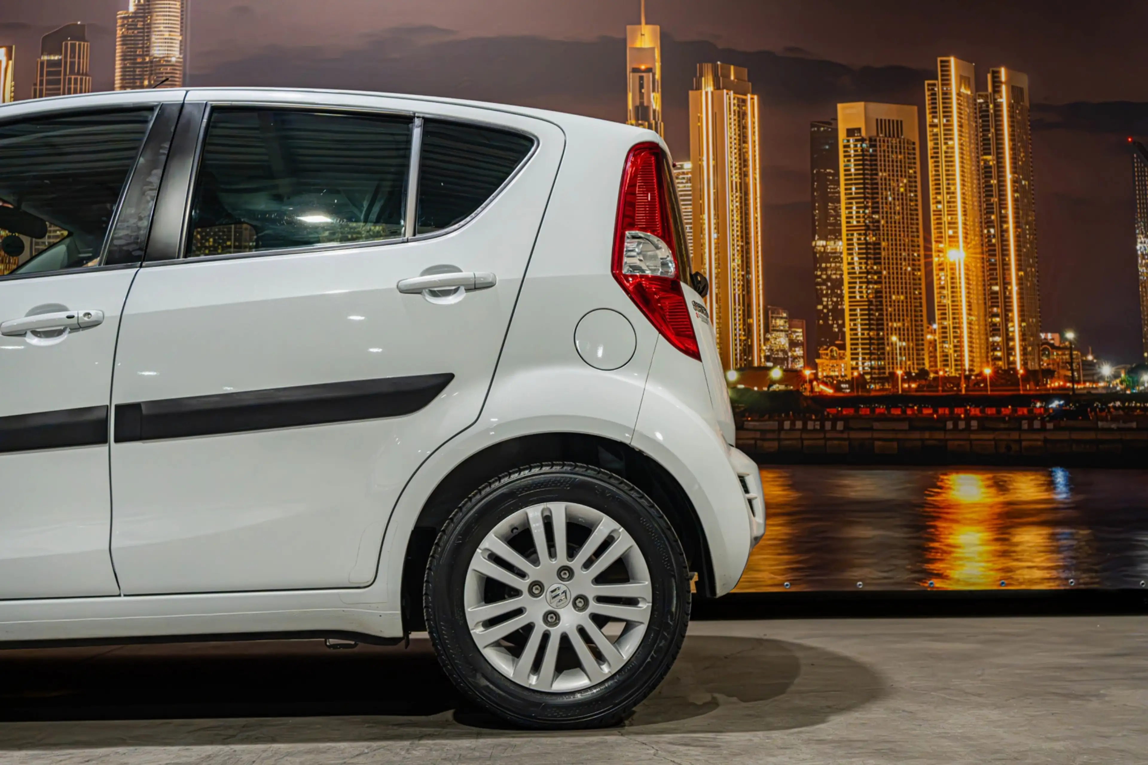 Suzuki Splash 1.0 VVT Exclusive EASSS — photo 11
