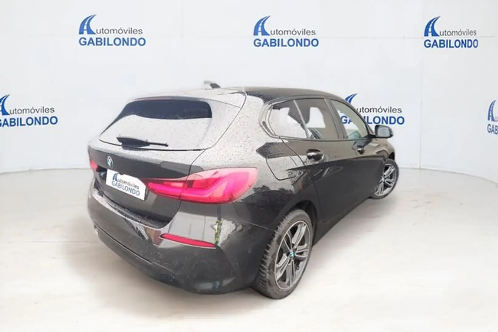 BMW 118 118iA Negro - 2