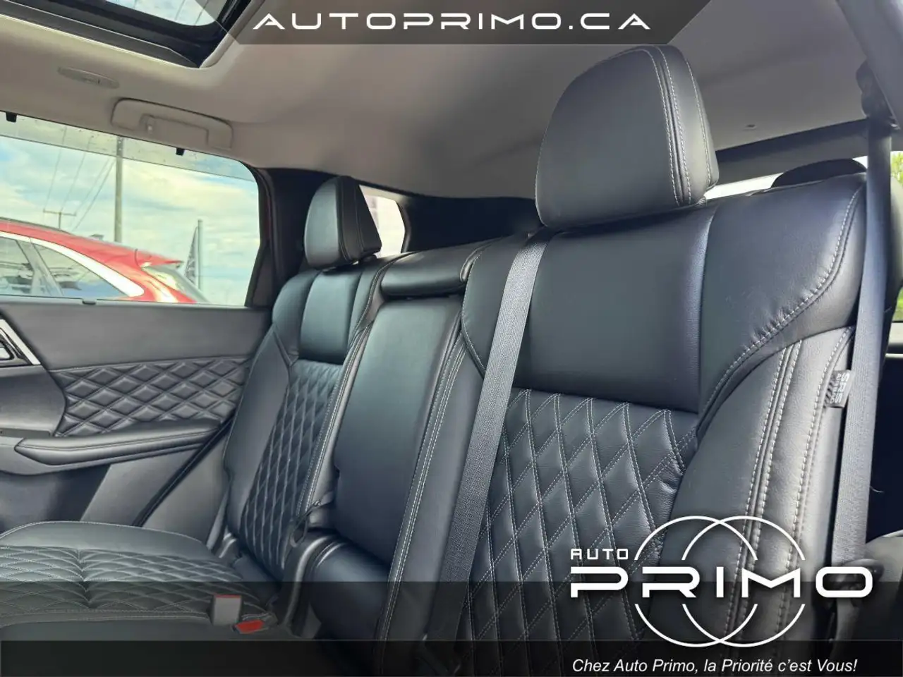 Mitsubishi Outlander photo Mitsubishi Outlander