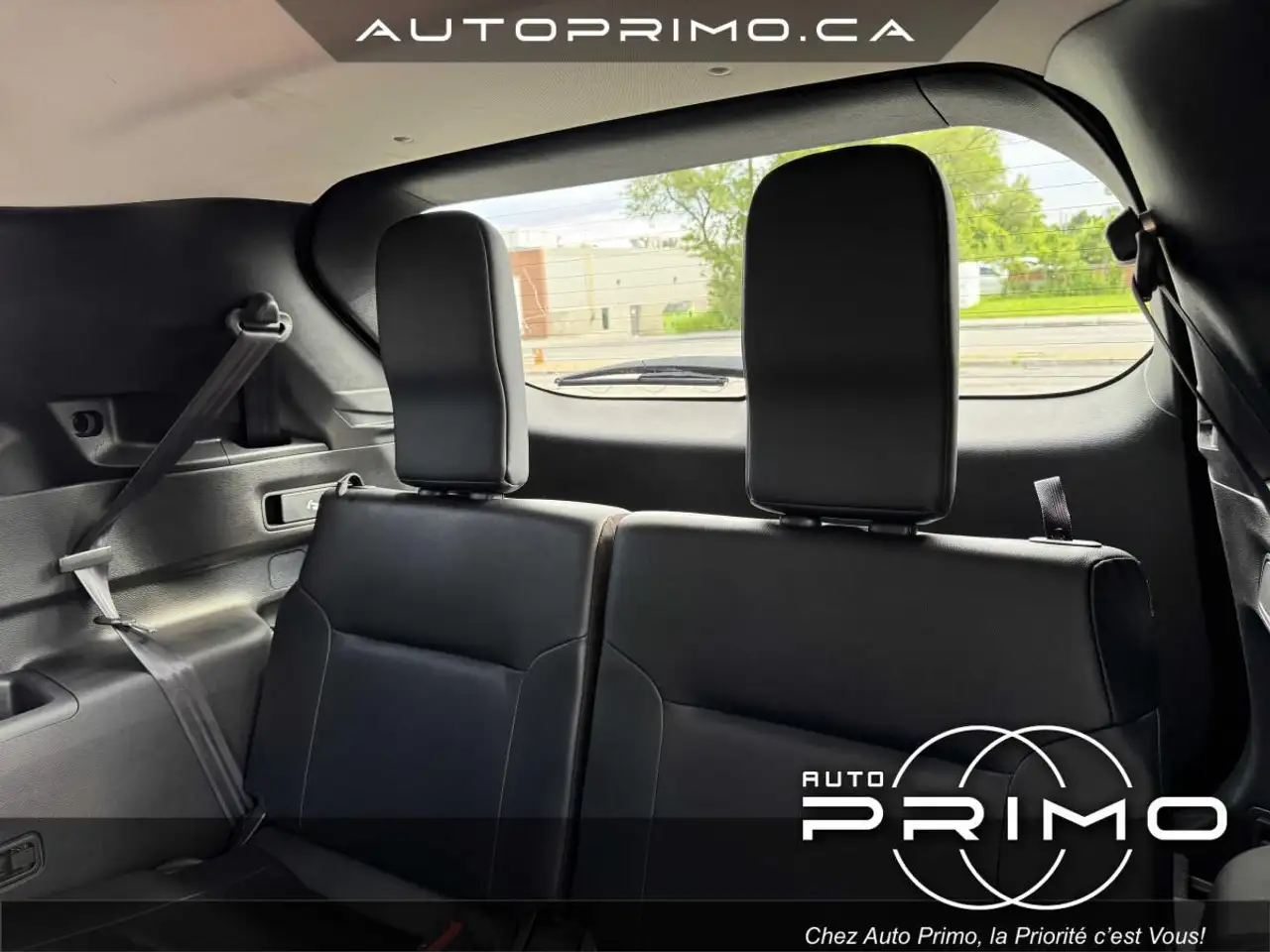 Mitsubishi Outlander photo Mitsubishi Outlander